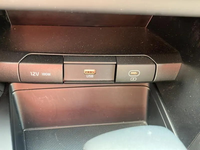 Kia XCeed 1.0 MHEV Drive - foto 36