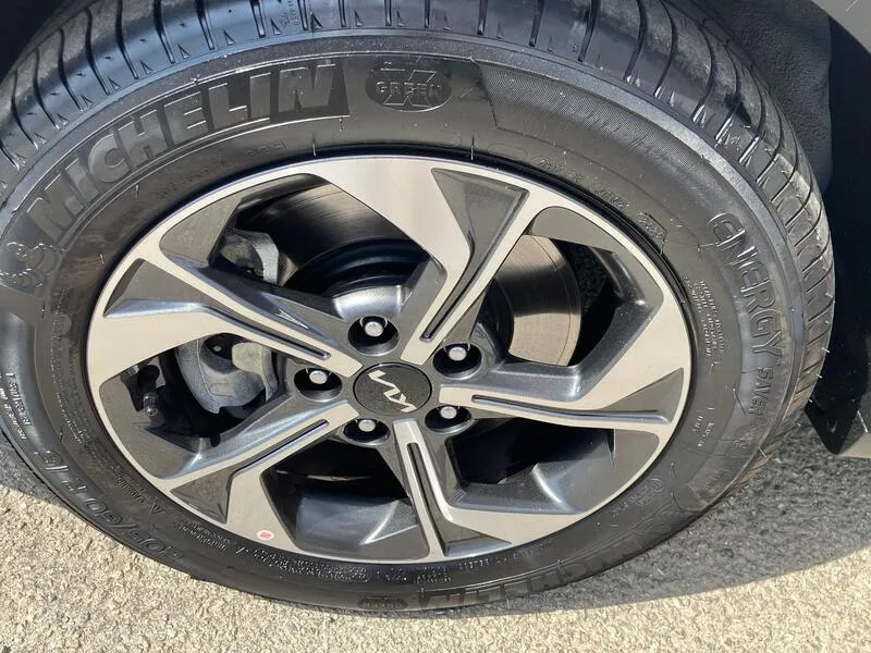 Kia XCeed 1.0 MHEV Drive - foto 24