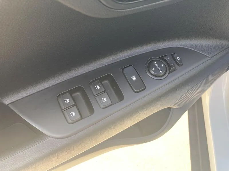 Kia Stonic 1.0 T-GDi MHEV iMT Drive - foto 25