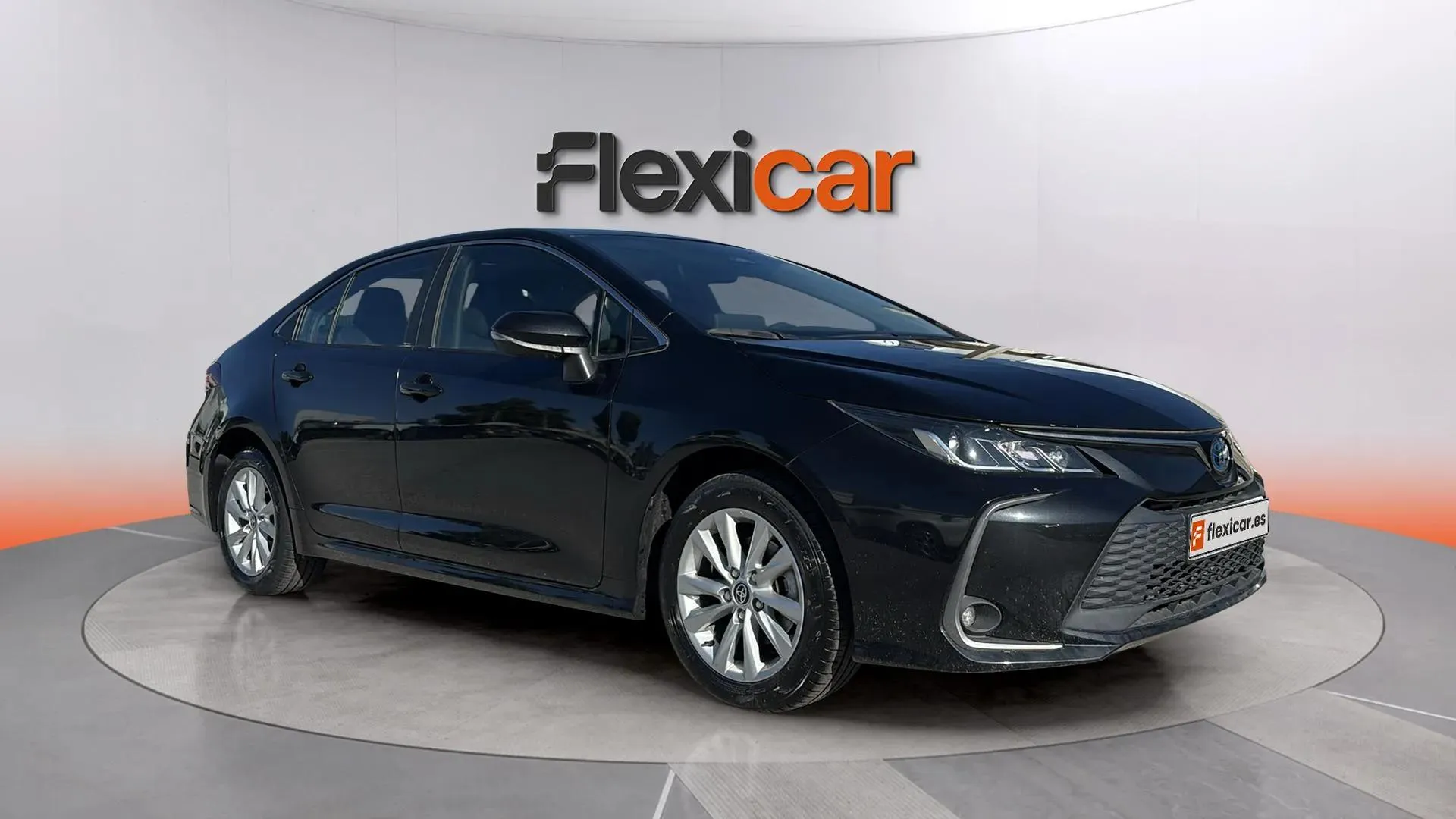 Toyota Corolla Cross Style Hybrid 140