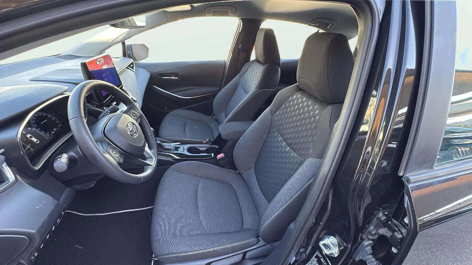 Toyota Corolla Cross Style Hybrid 140 - foto 11