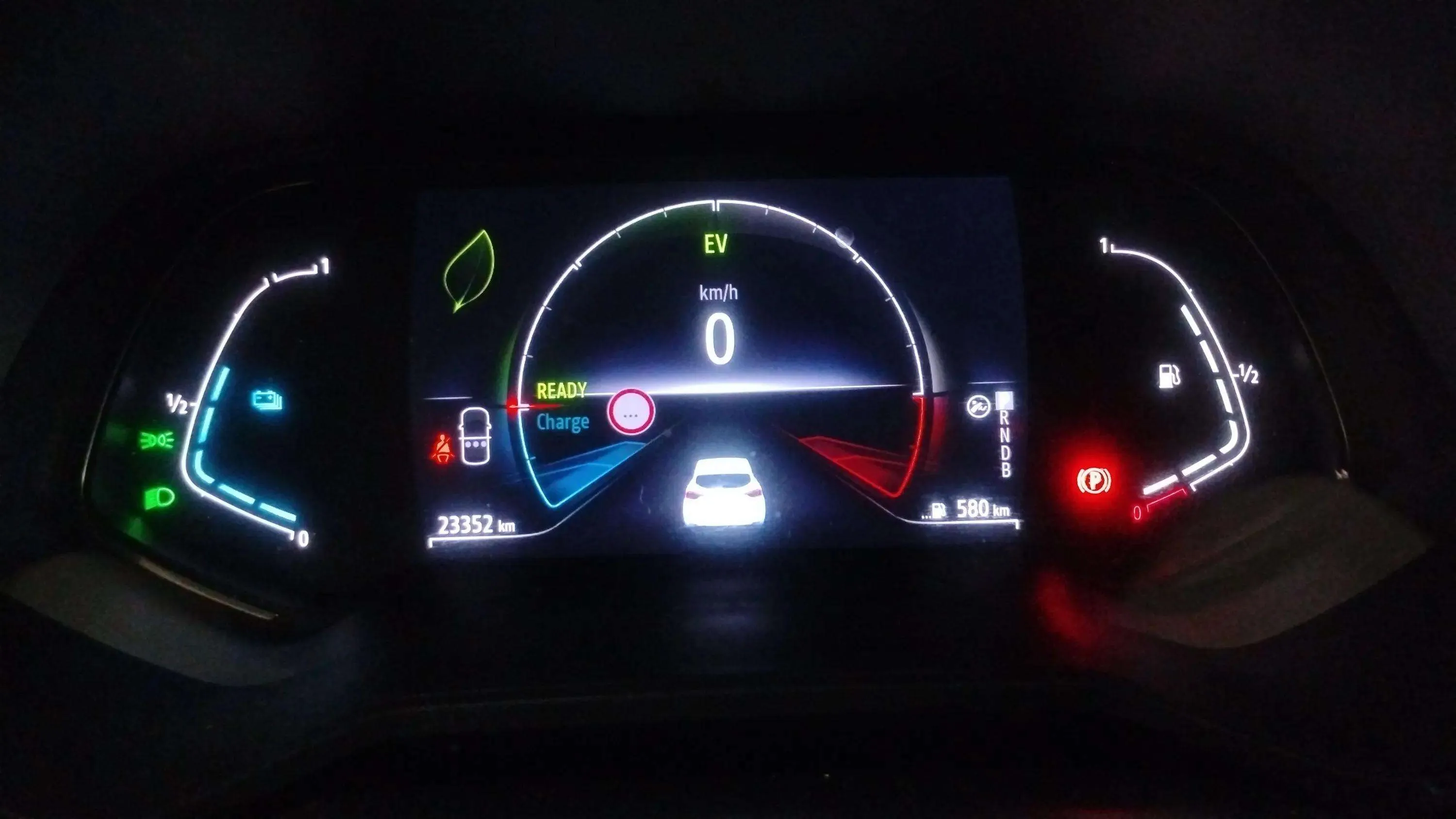 Renault Clio Techno E-Tech full hybrid 145 - foto 21