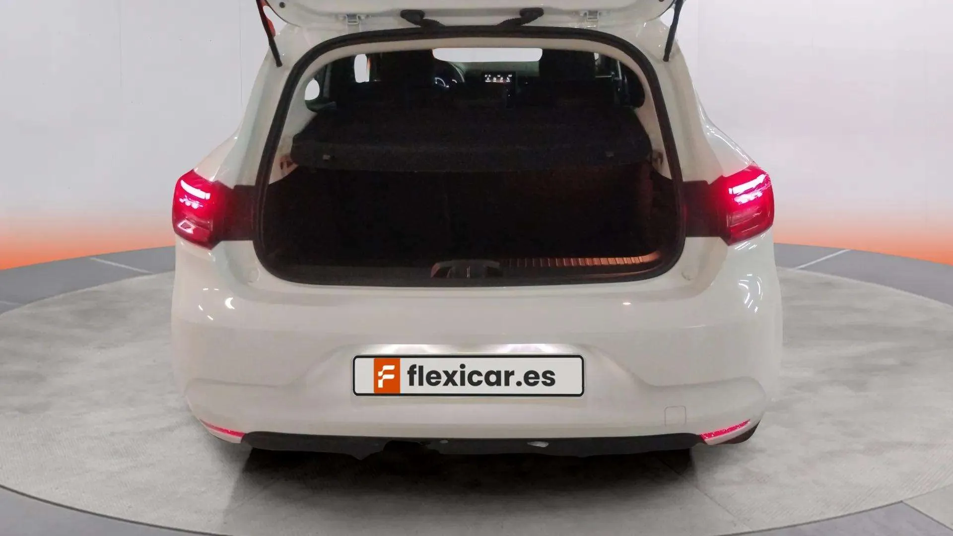 Renault Clio Techno E-Tech full hybrid 145 - foto 28