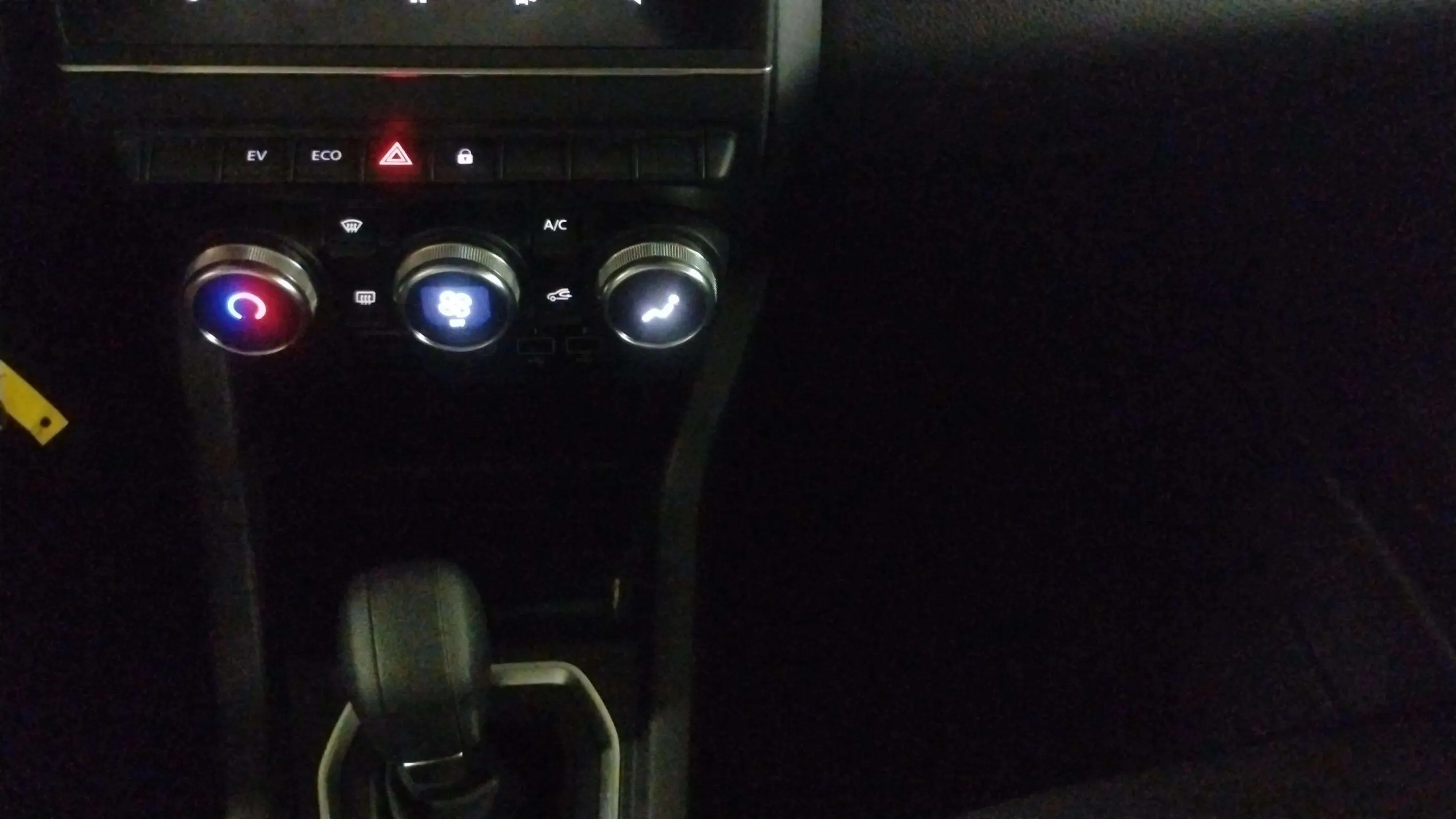 Renault Clio Techno E-Tech full hybrid 145 - foto 27