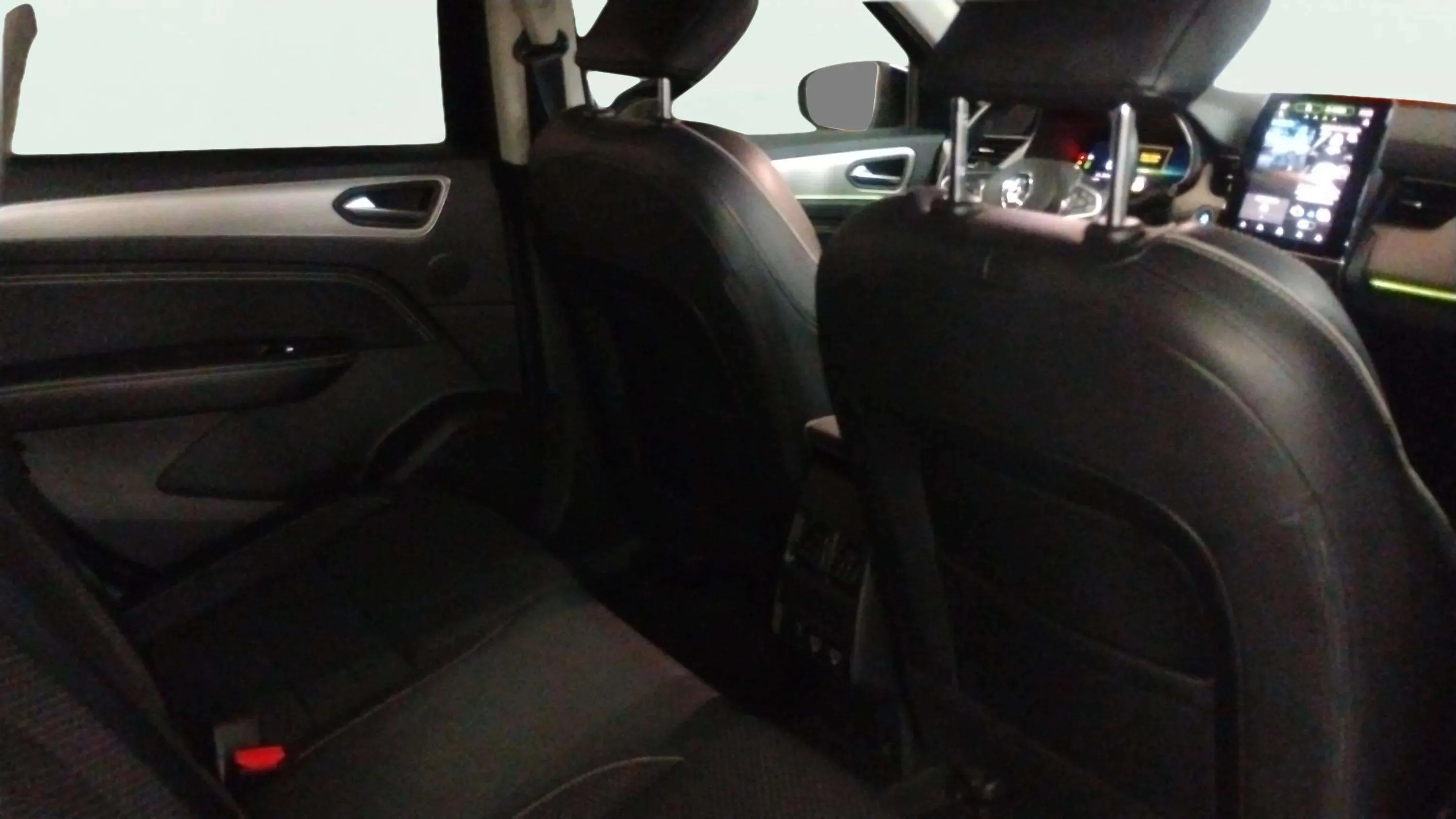 Renault Arkana Techno E-Tech full hybrid - foto 15