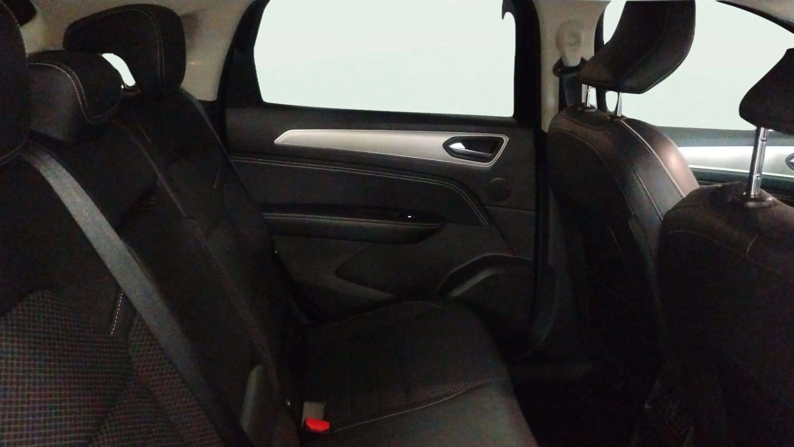 Renault Arkana Techno E-Tech full hybrid - foto 16