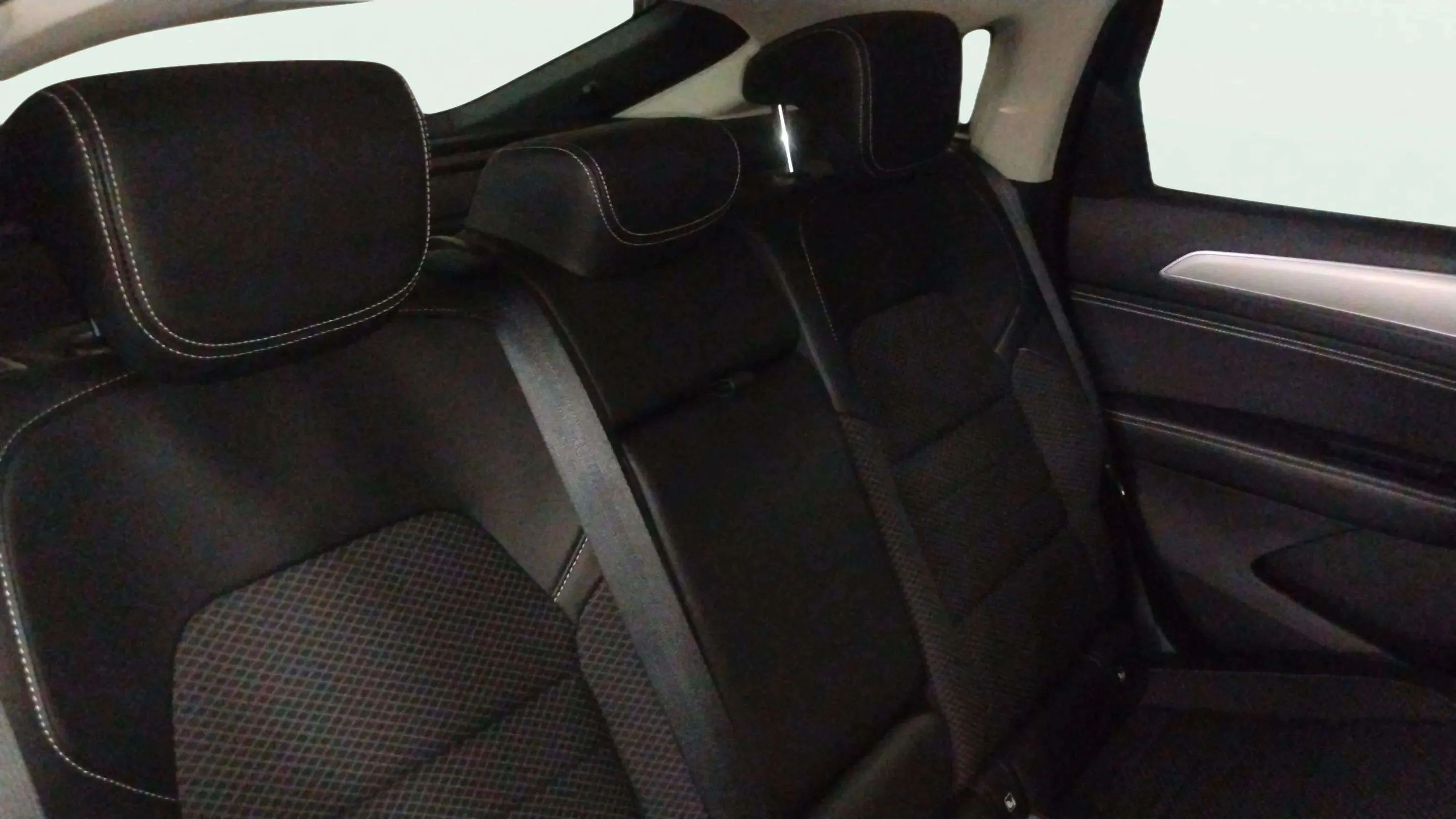 Renault Arkana Techno E-Tech full hybrid - foto 17