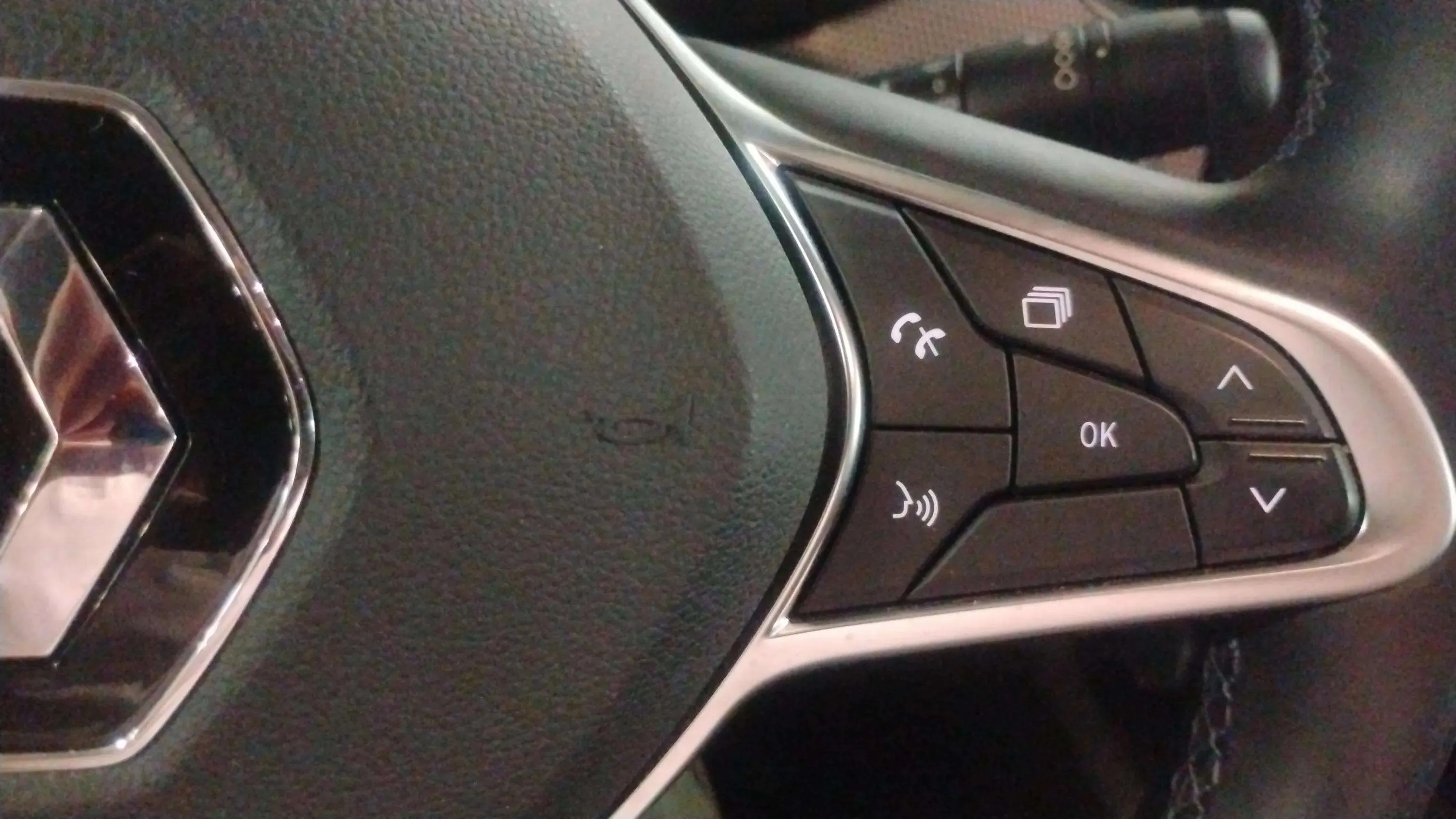 Renault Arkana Techno E-Tech full hybrid - foto 23