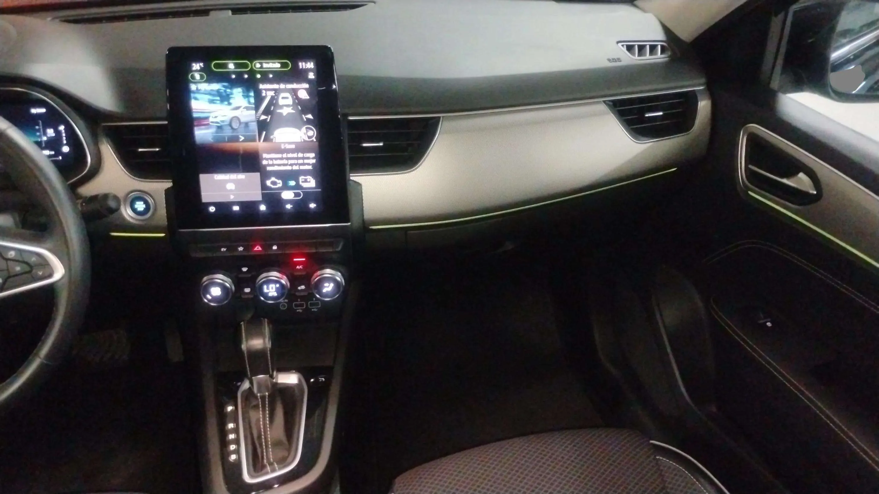 Renault Arkana Techno E-Tech full hybrid - foto 19