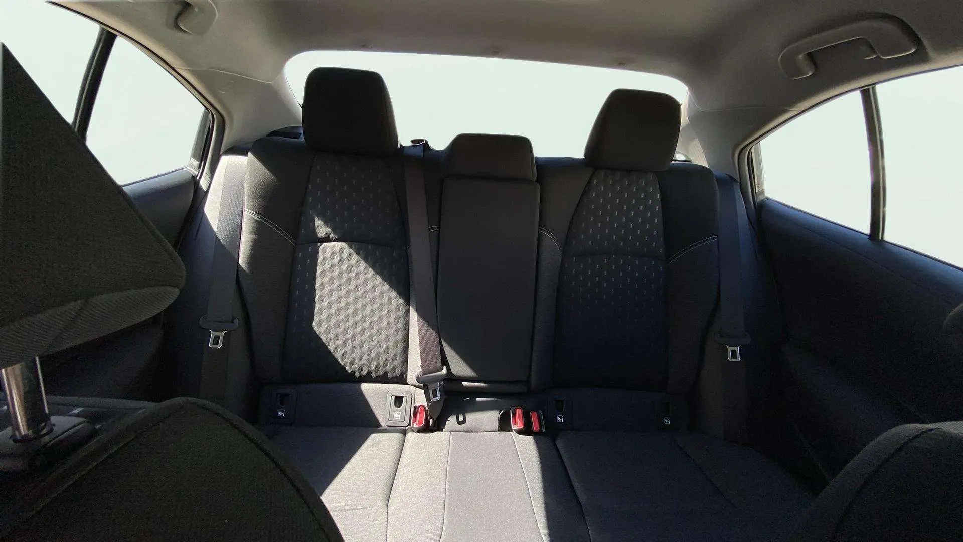 Toyota Corolla Cross Style Hybrid 140 - foto 22