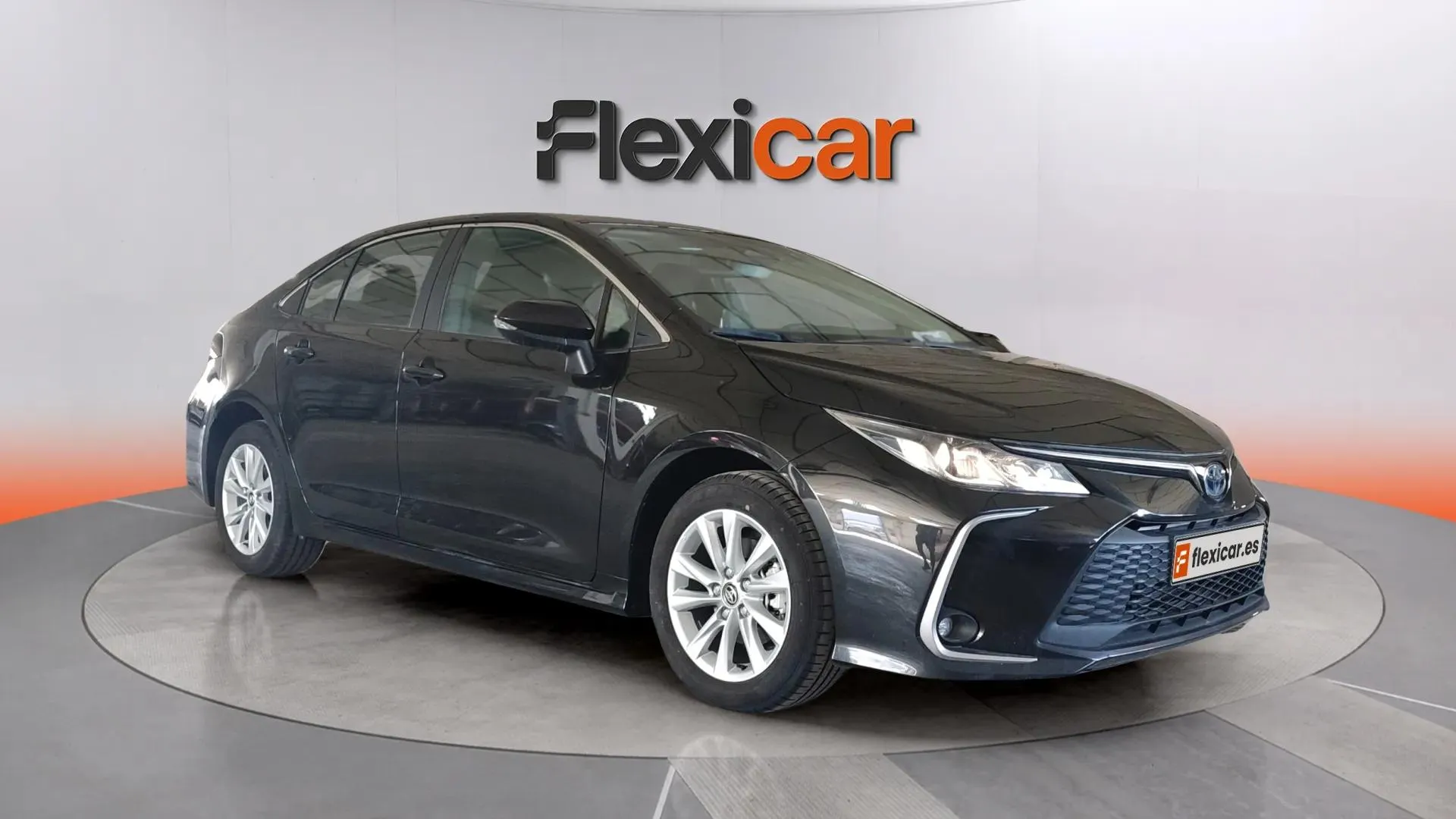 Toyota Corolla Cross Style Hybrid 140 - foto 1