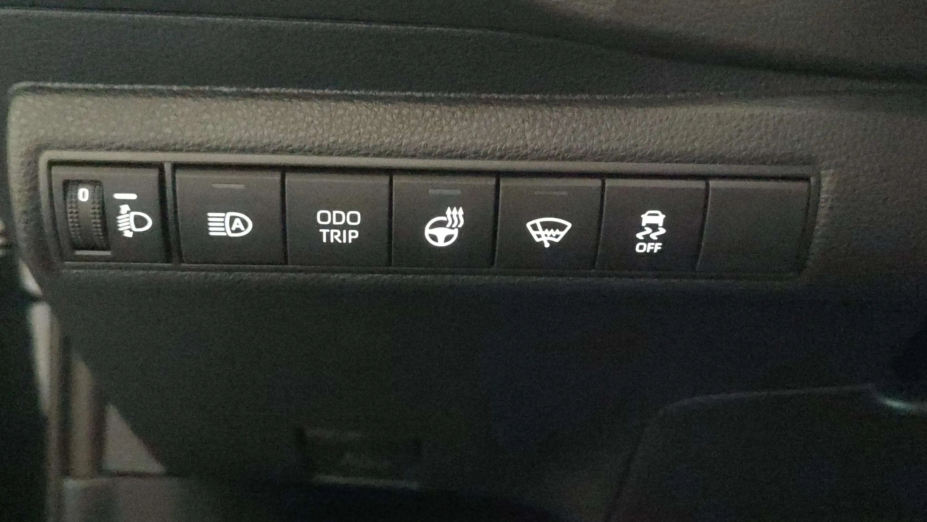 Toyota Corolla Cross Style Hybrid 140 - foto 6