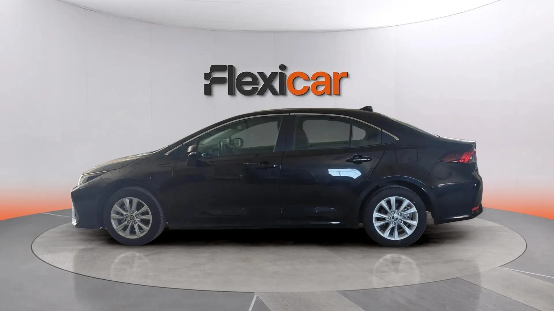 Toyota Corolla Cross Style Hybrid 140 - foto 4