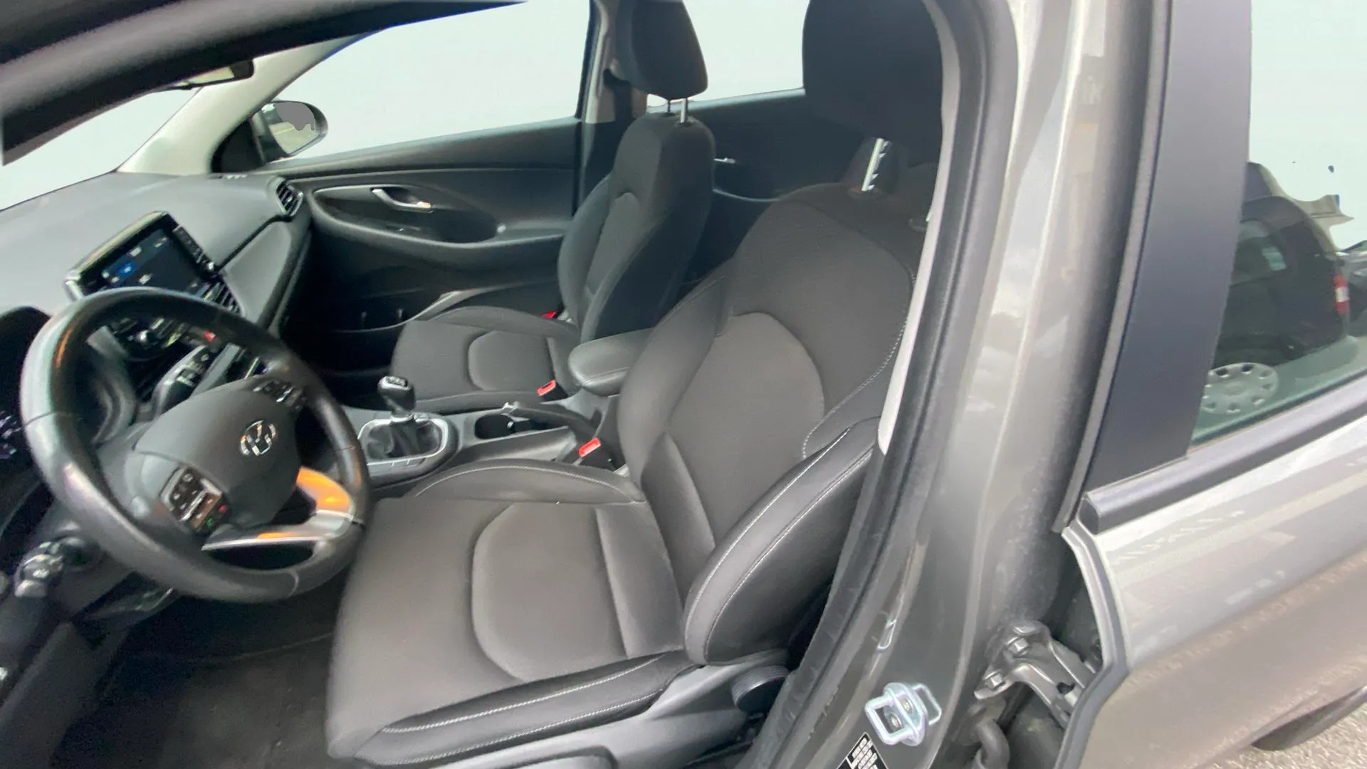 Hyundai i30 1.0 T-GDi Tecno Fastback - foto 14