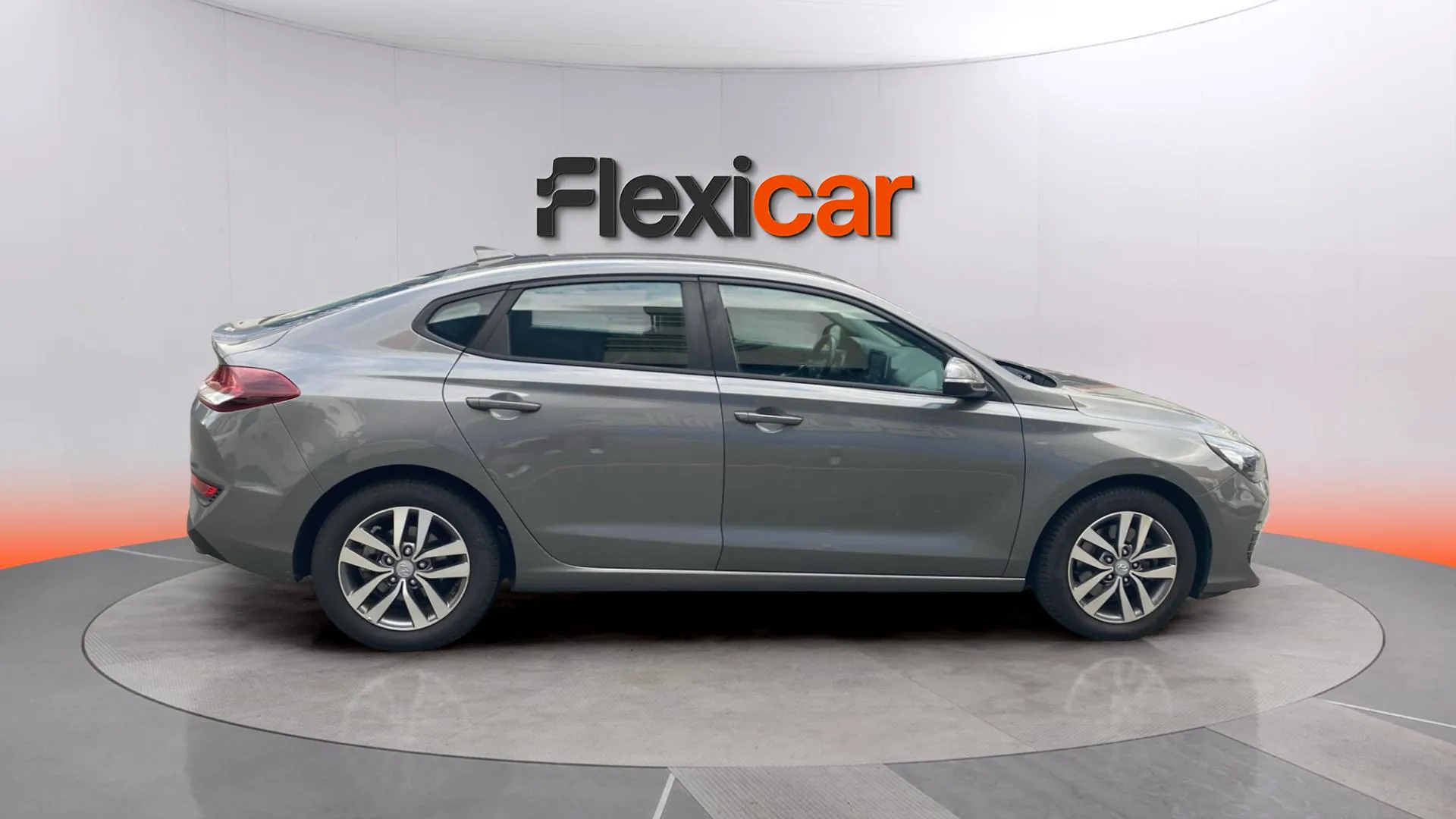 Hyundai i30 1.0 T-GDi Tecno Fastback - foto 8