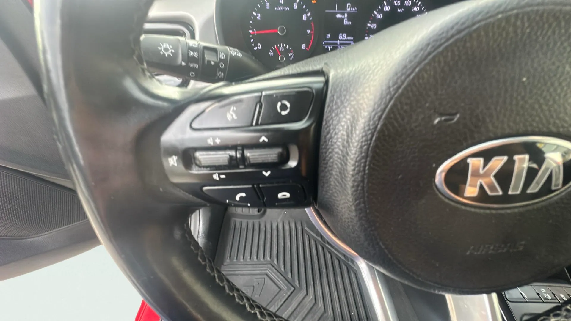 Kia Rio 1.0 T-GDi Concept - foto 18
