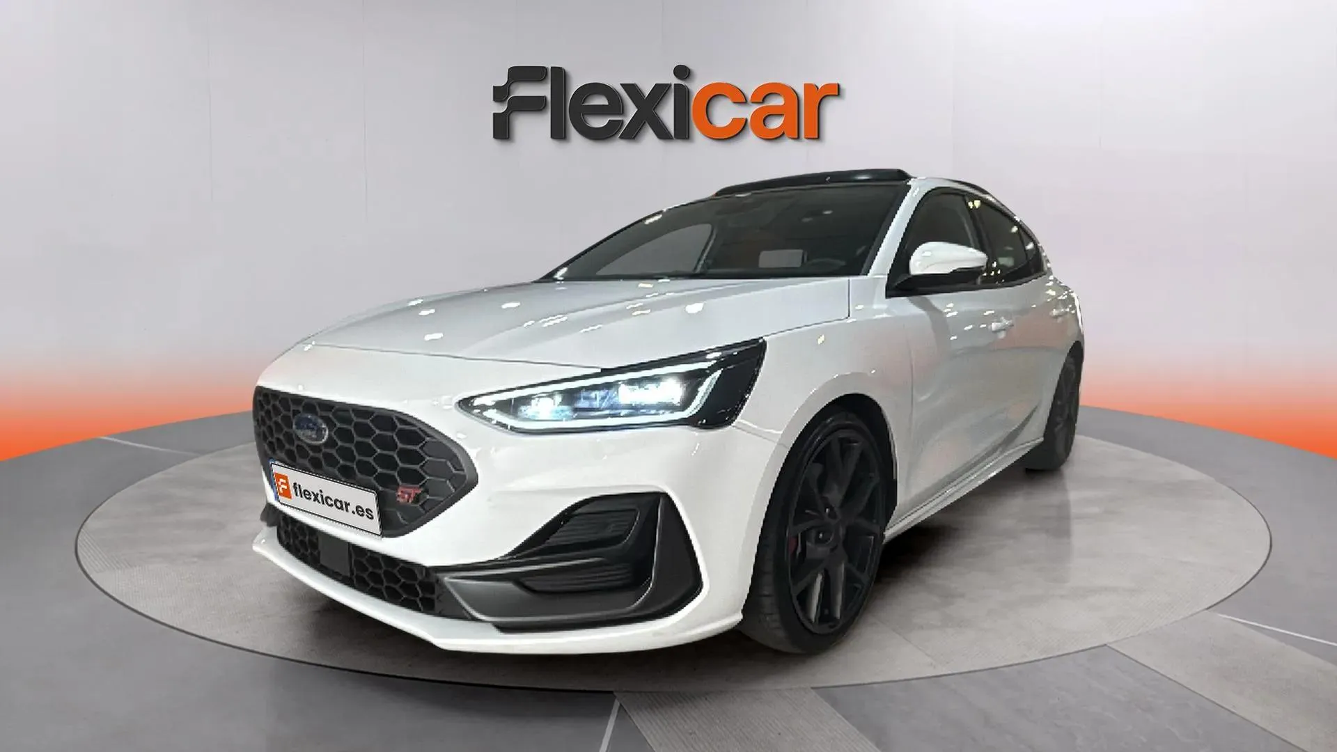 Ford Focus ST 2.3 EcoBoost - foto 3