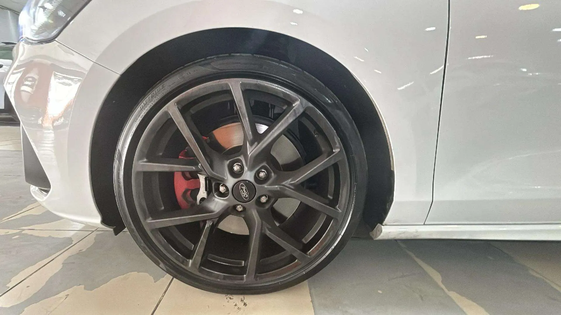 Ford Focus ST 2.3 EcoBoost - foto 17