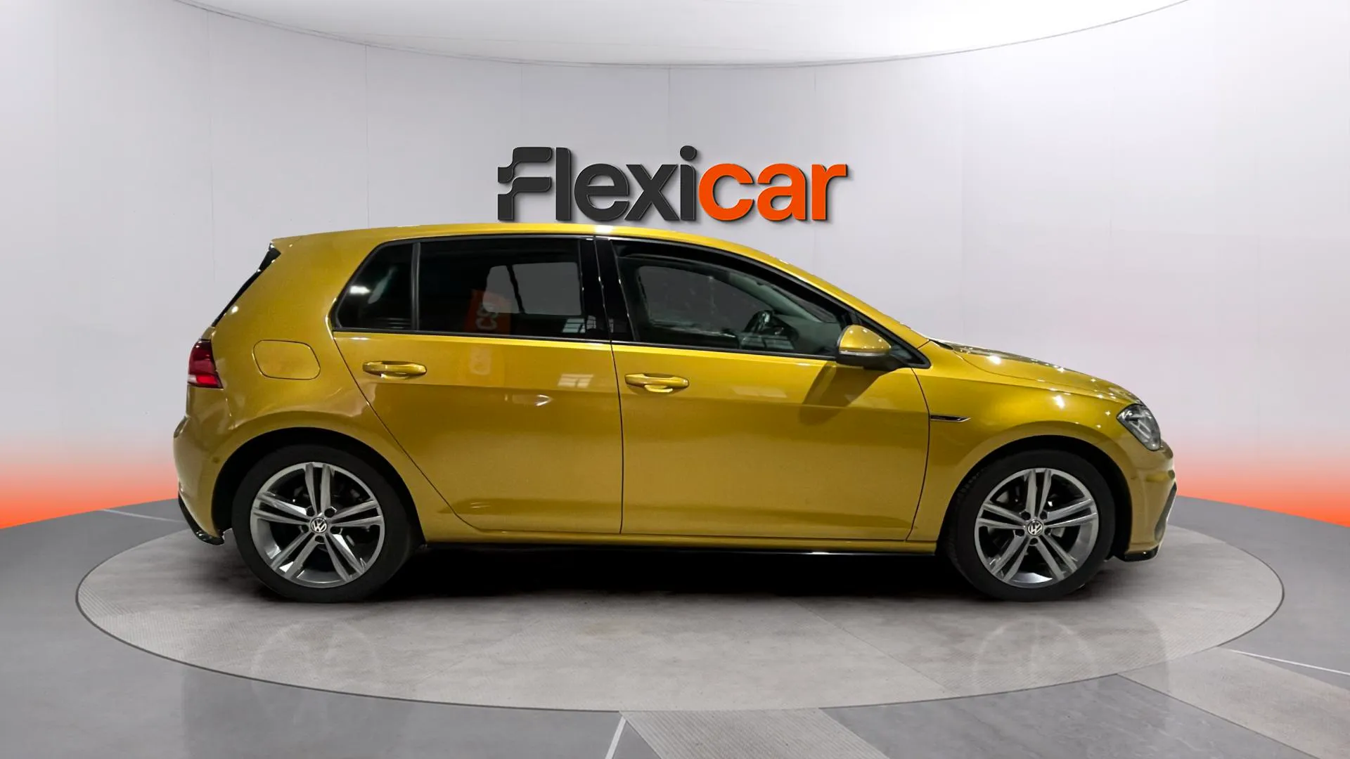 Volkswagen Golf Sport R-Line 2.0 TDI DSG - foto 5