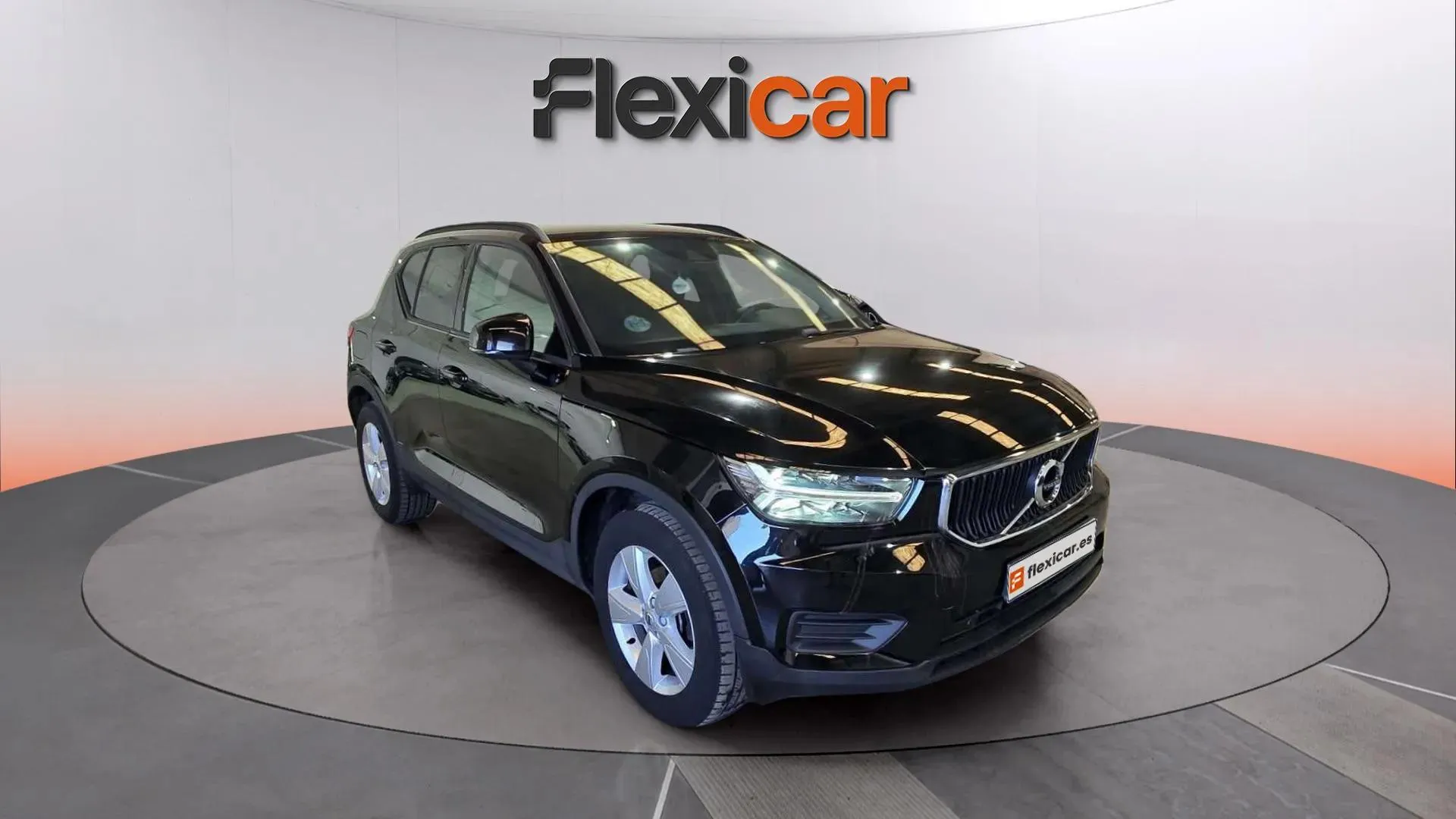 Volvo XC40 2.0 D3 - foto 1