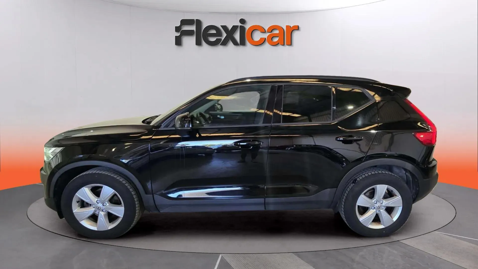 Volvo XC40 2.0 D3 - foto 3
