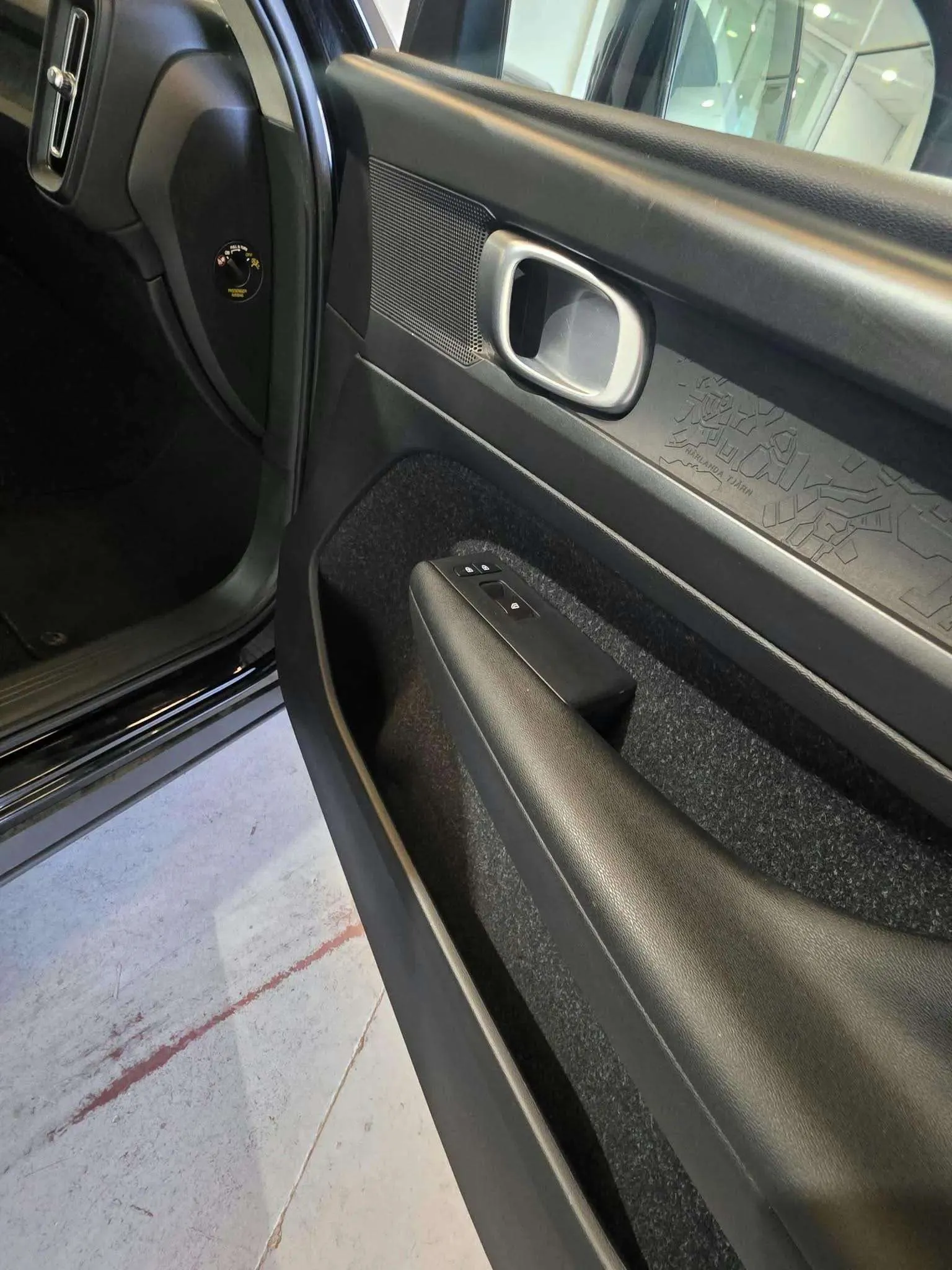 Volvo XC40 2.0 D3 - foto 21