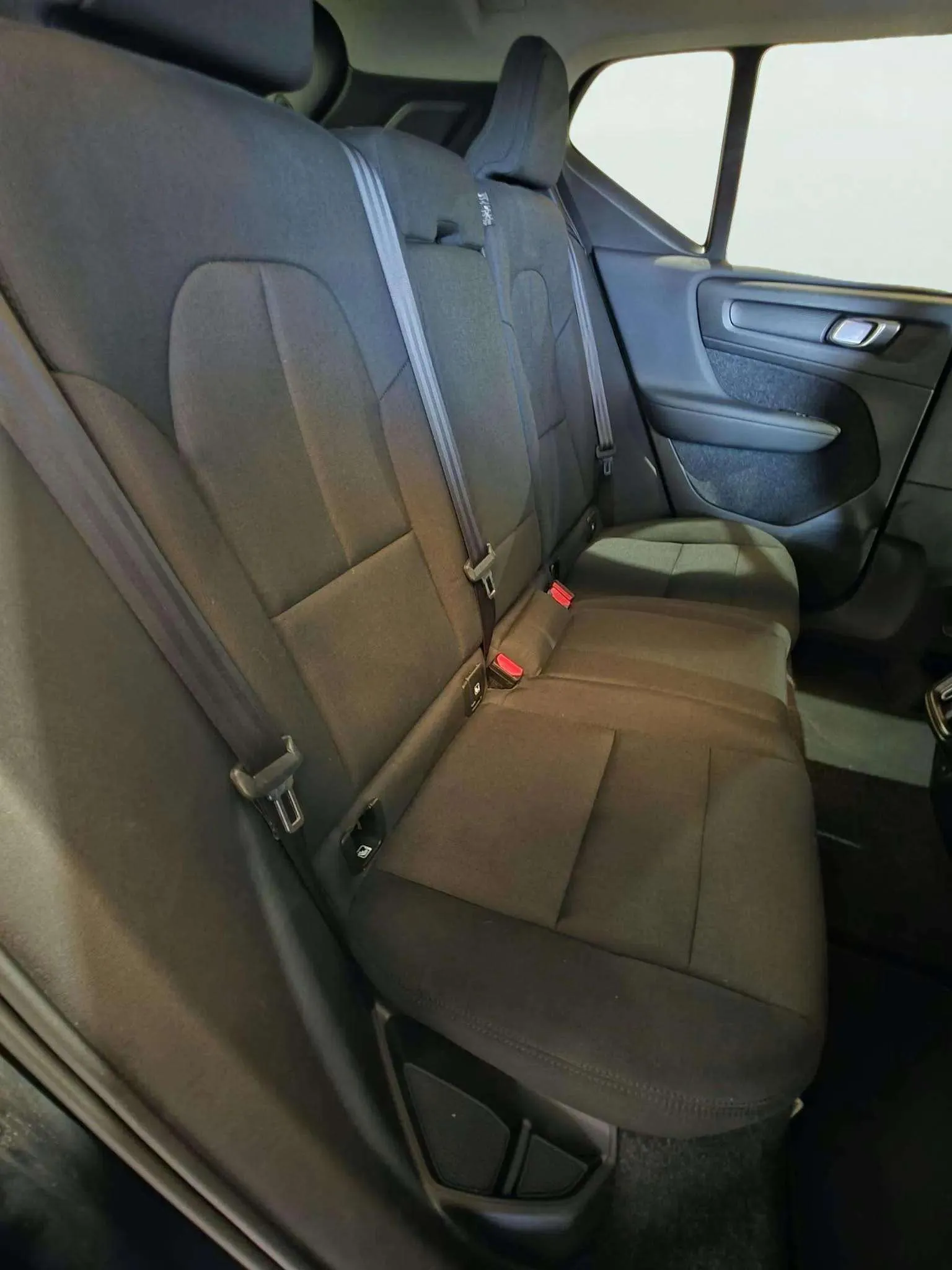 Volvo XC40 2.0 D3 - foto 10