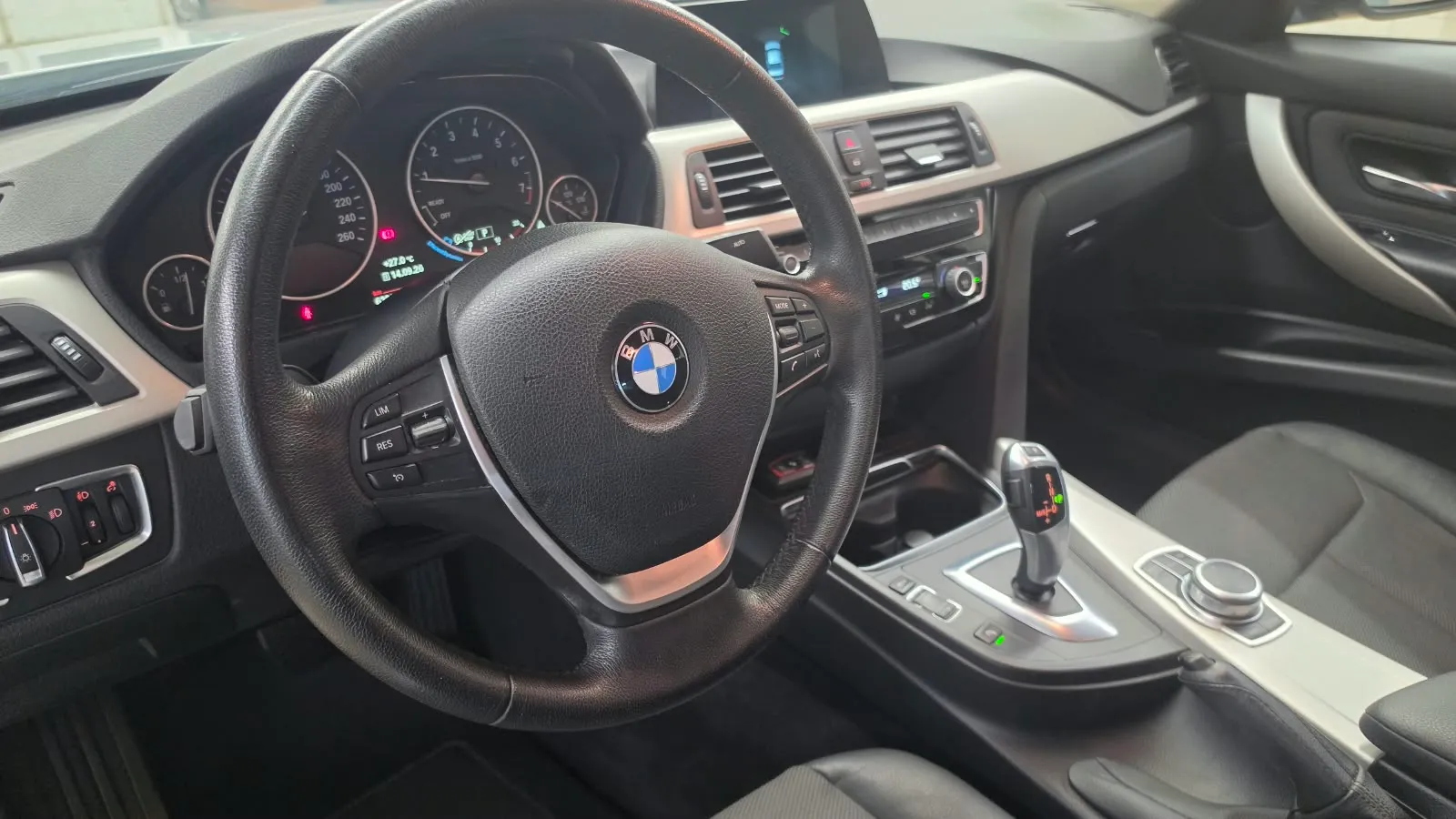 BMW Serie 3 318i - foto 15