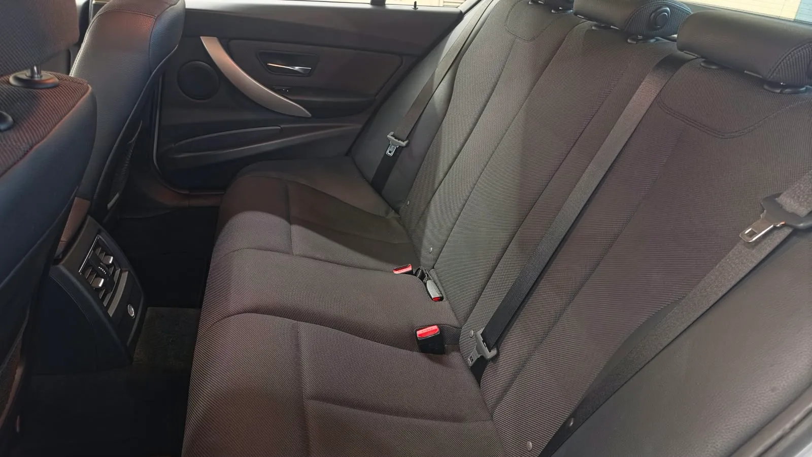 BMW Serie 3 318i - foto 16