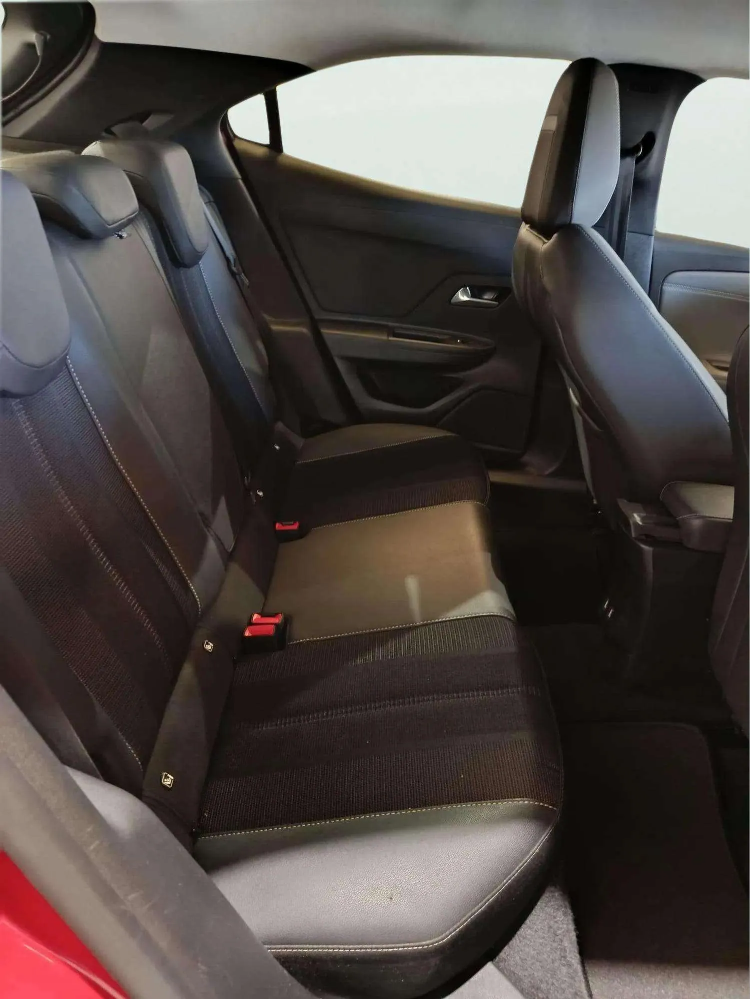 Opel Mokka 1.2 T Business Elegance - foto 16