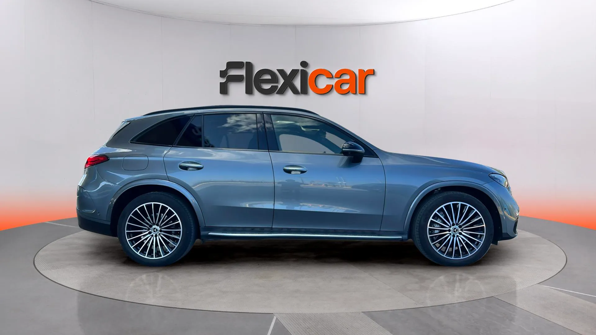 Mercedes-Benz GLC 220 d 4MATIC - foto 8