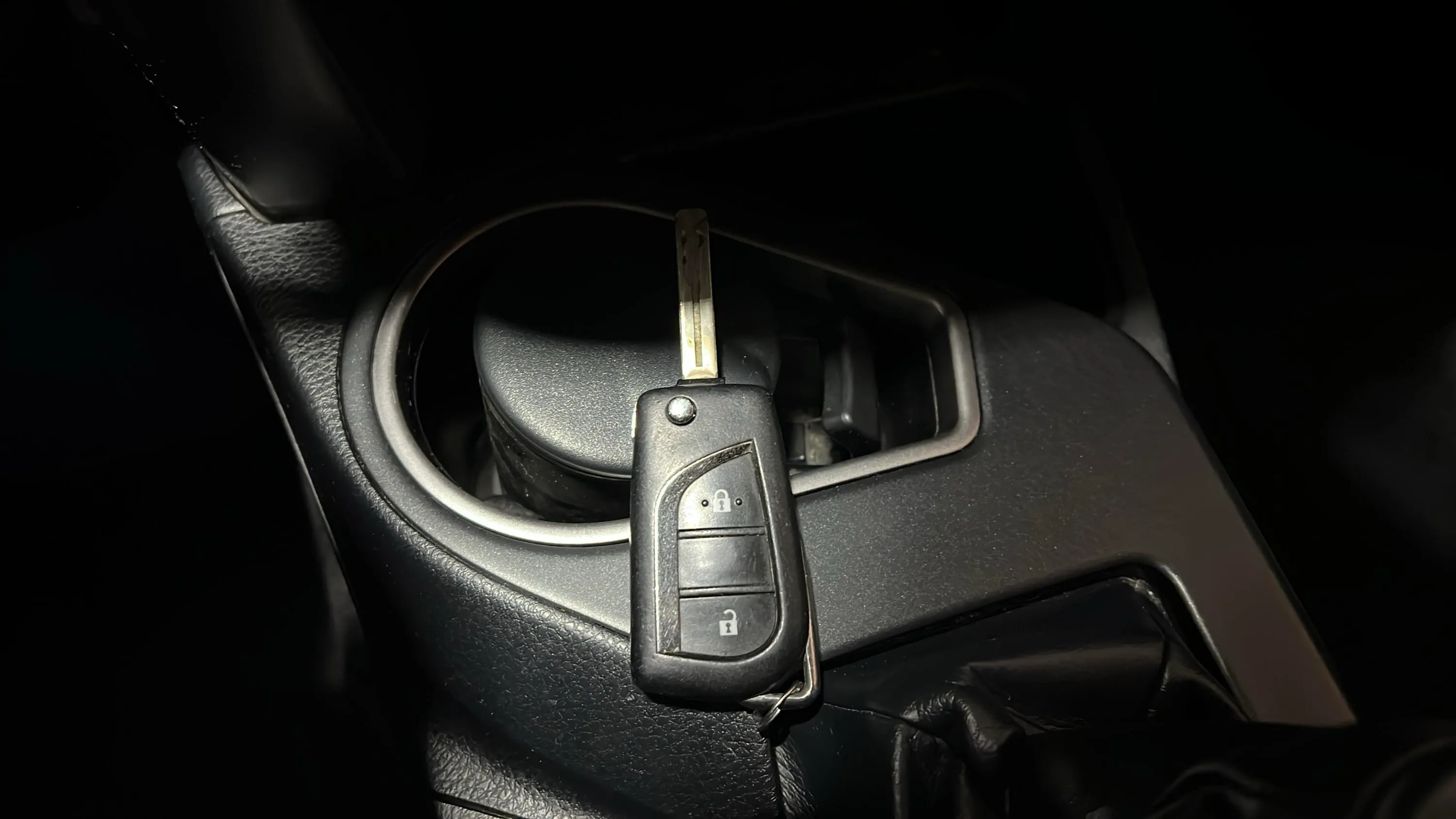 Toyota RAV4 2.0D 150D 2WD Advance Pack Drive - foto 16