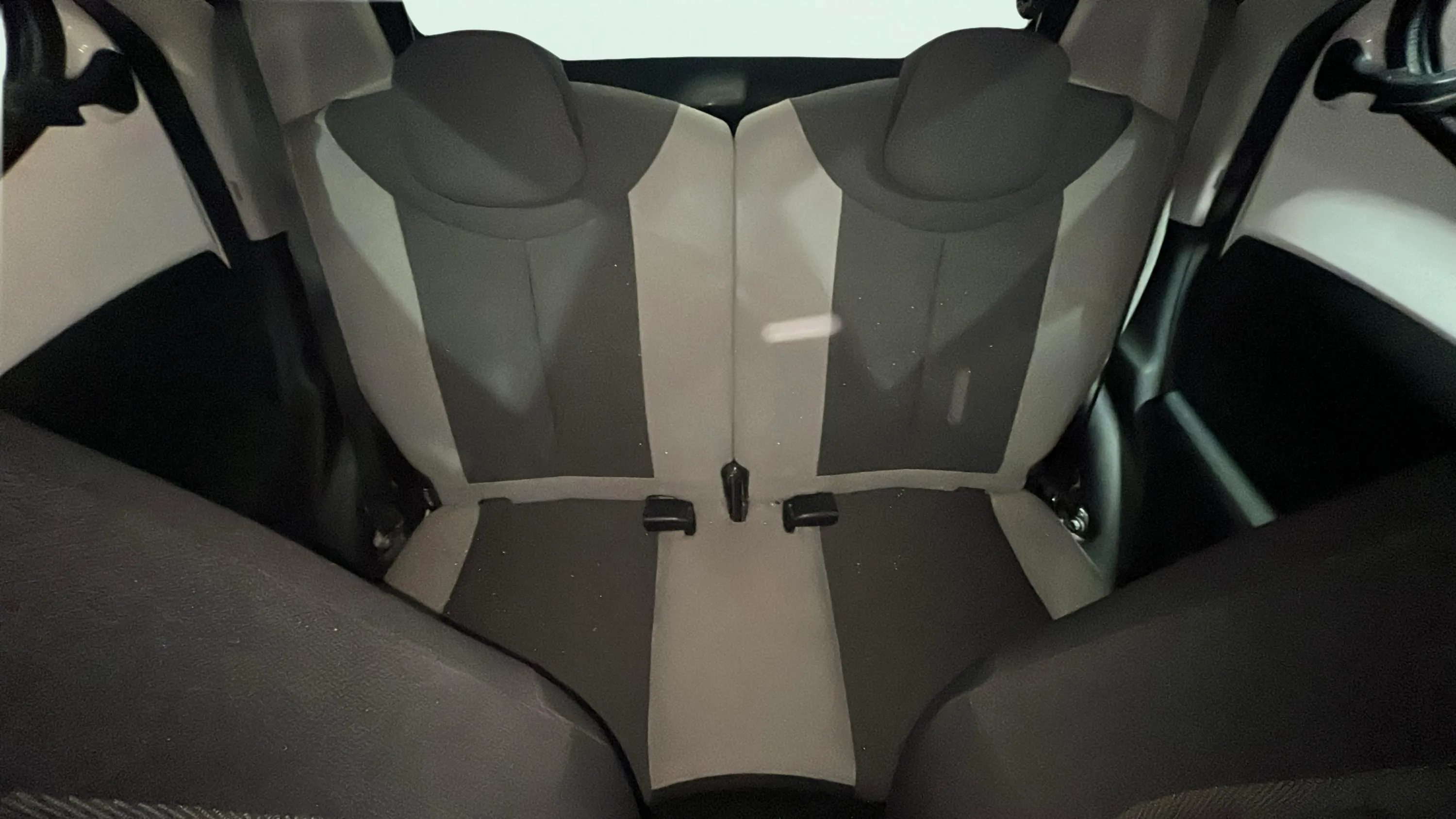 Toyota Aygo 1.0 70 x-play - foto 12