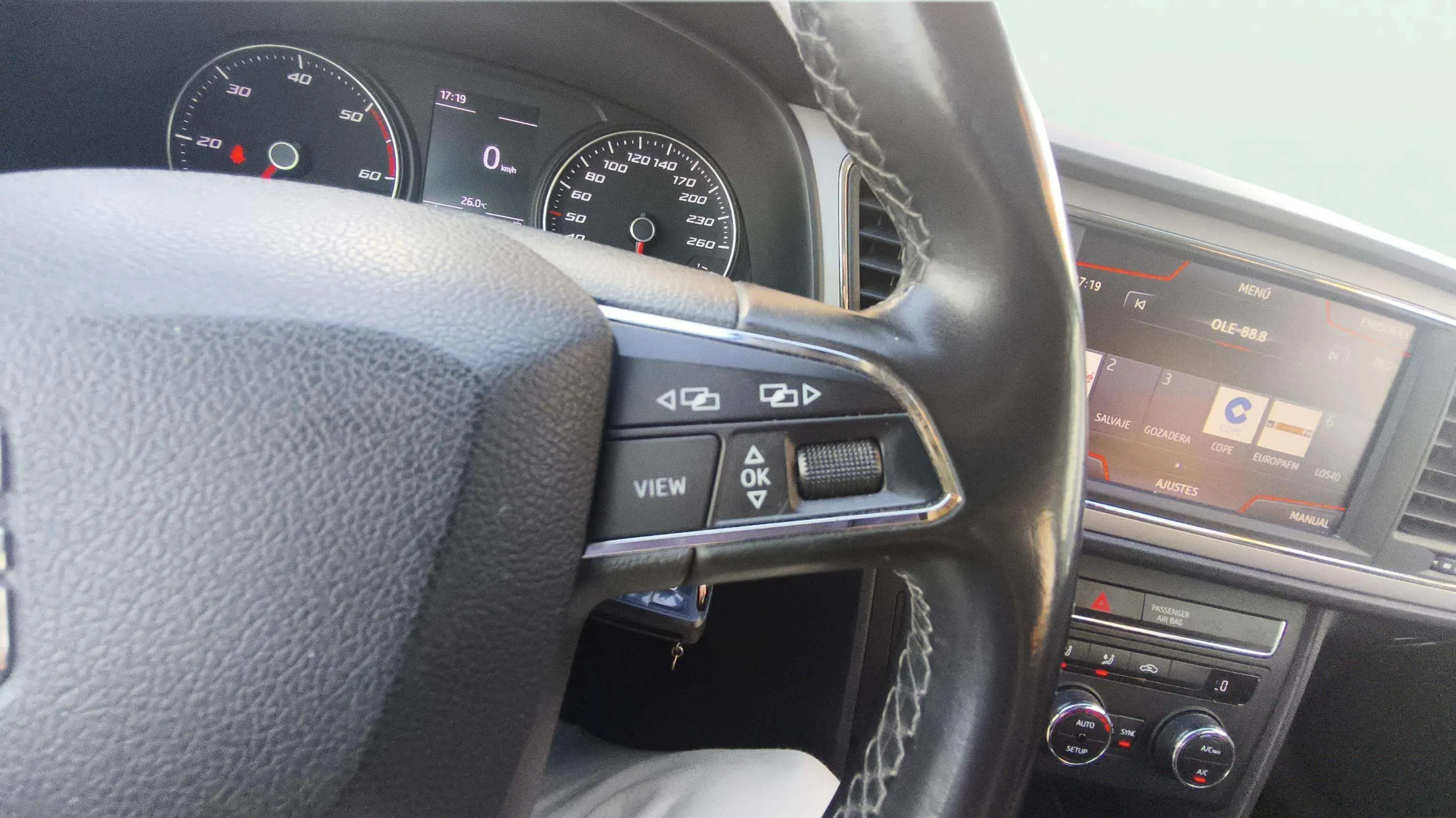 SEAT León 1.6 TDI Style Visio Ed - foto 20