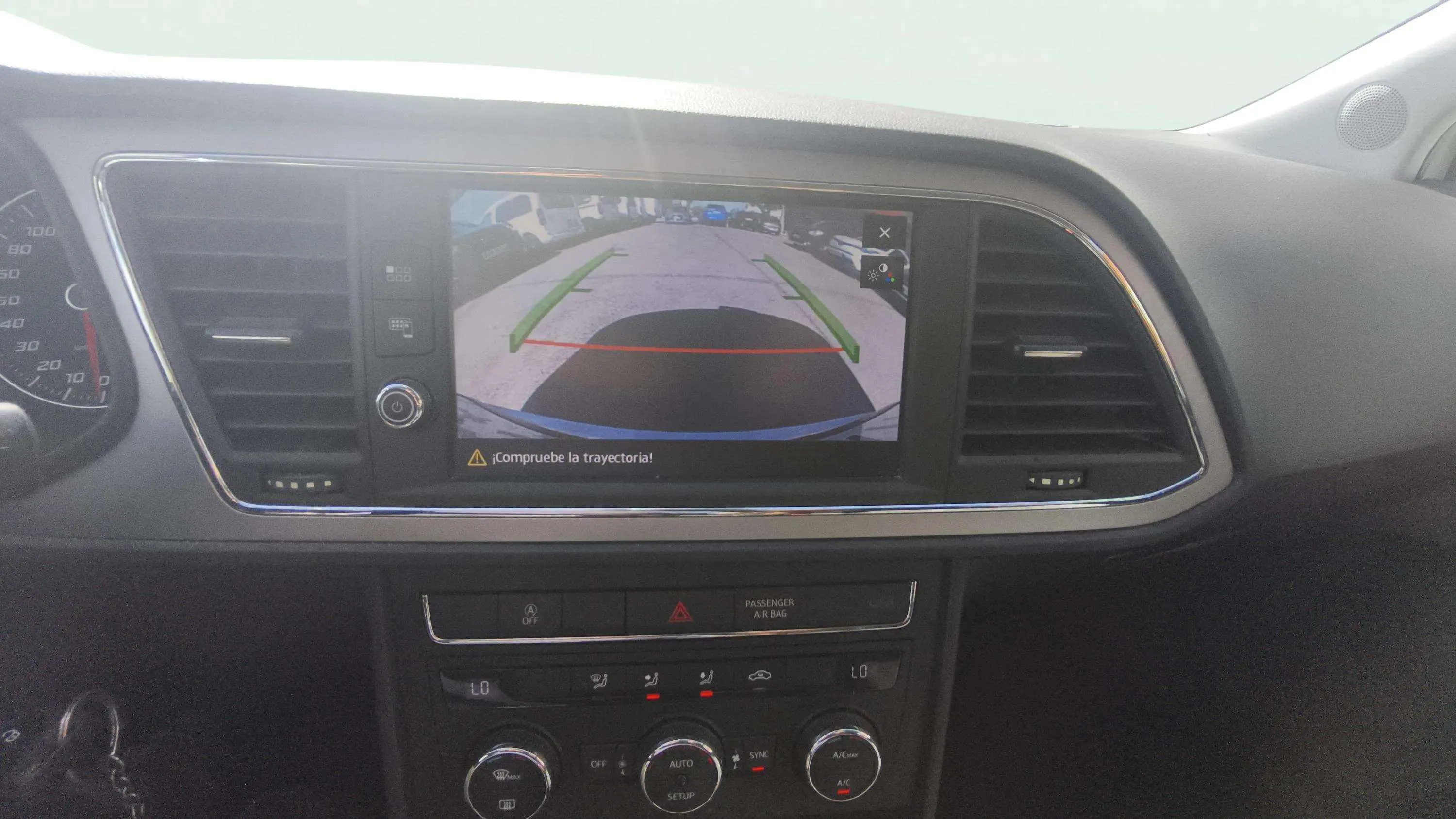 SEAT León 1.6 TDI Style Visio Ed - foto 13