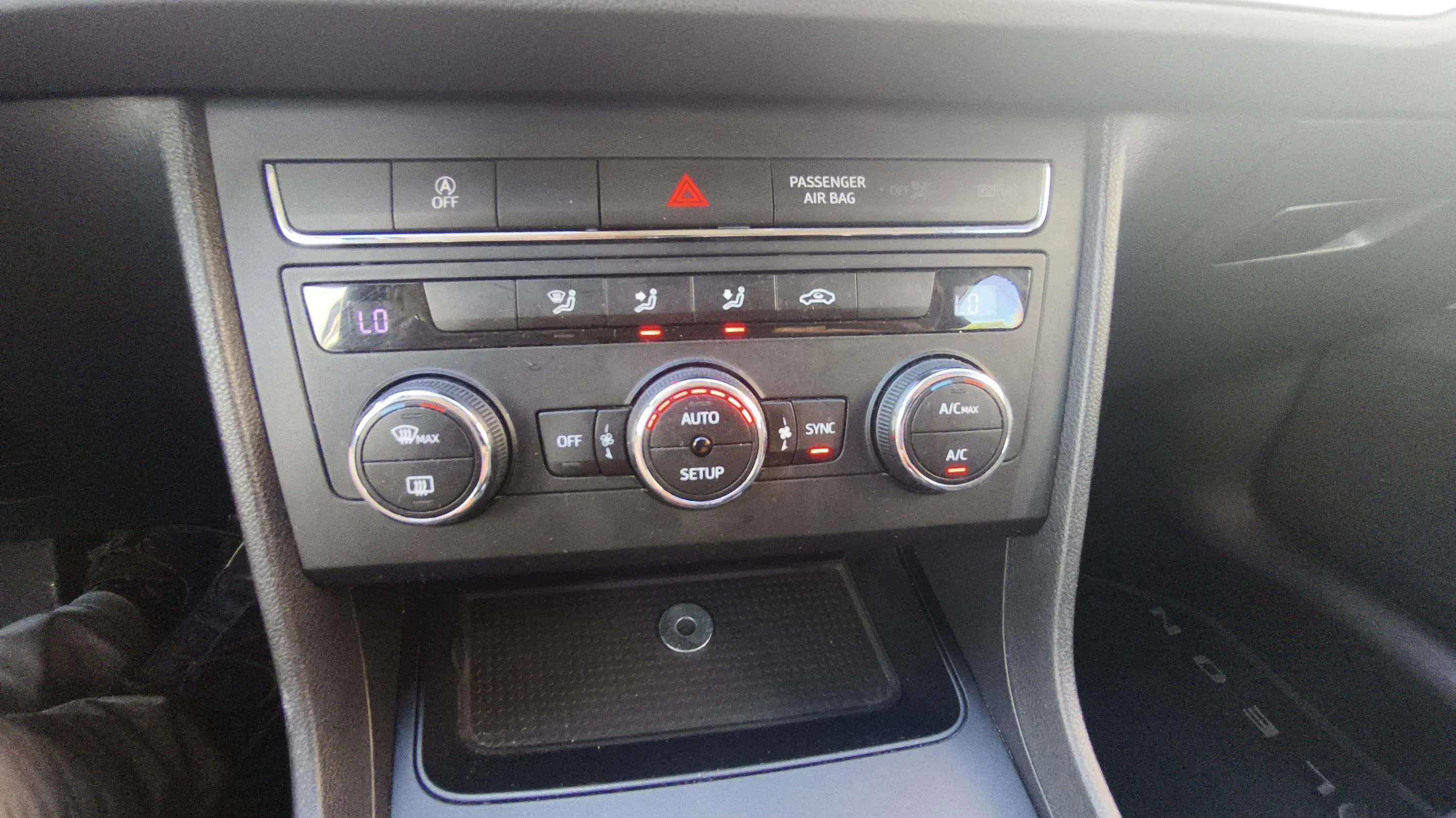SEAT León 1.6 TDI Style Visio Ed - foto 17