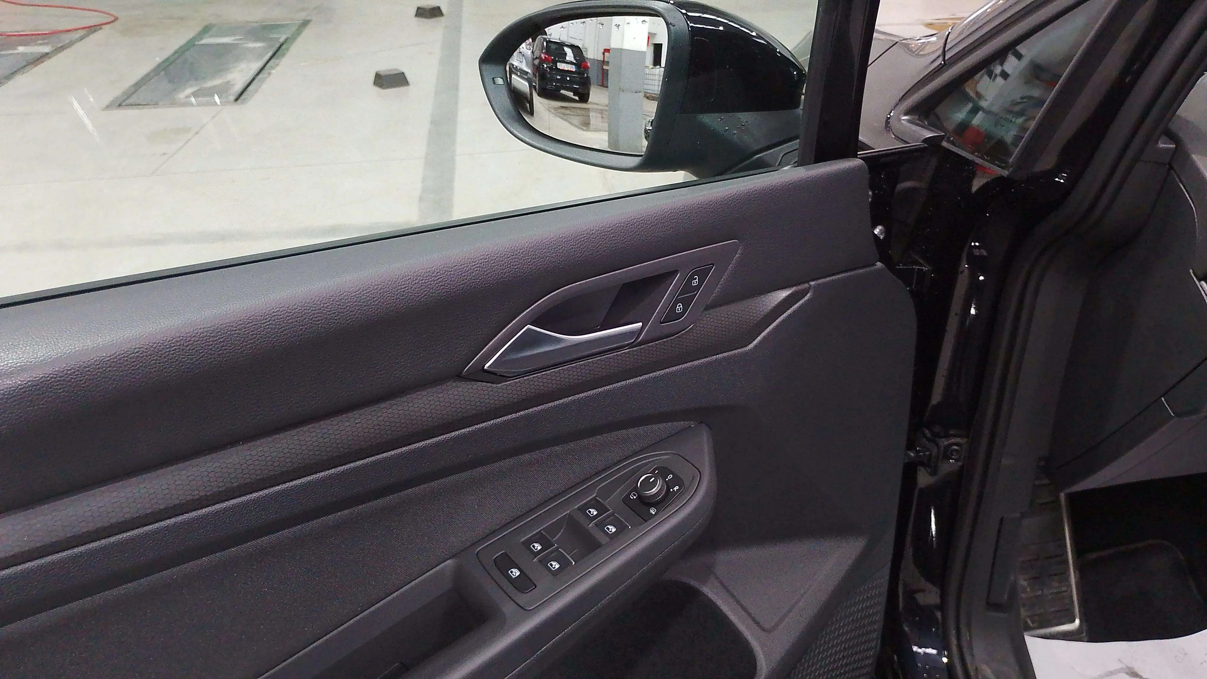 Volkswagen Golf GTD 2.0 TDI DSG - foto 27