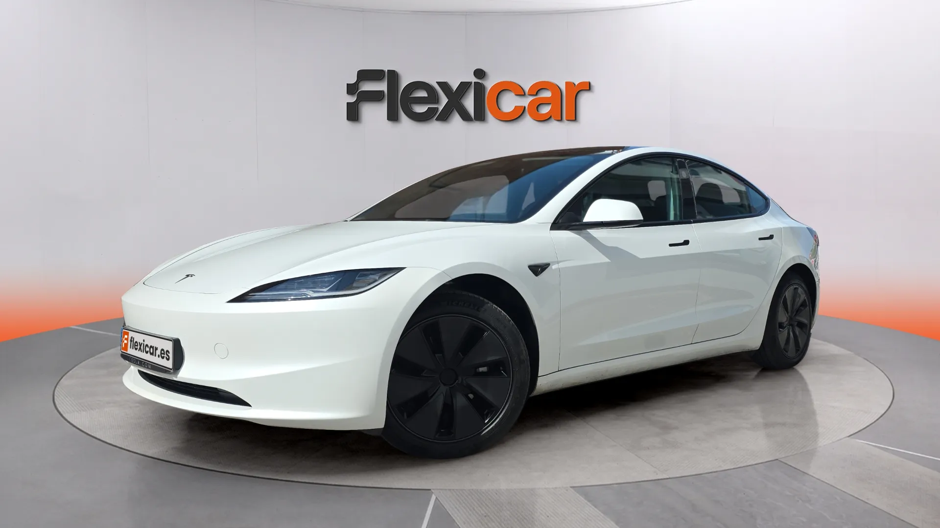 Tesla Model 3 RWD - foto 3