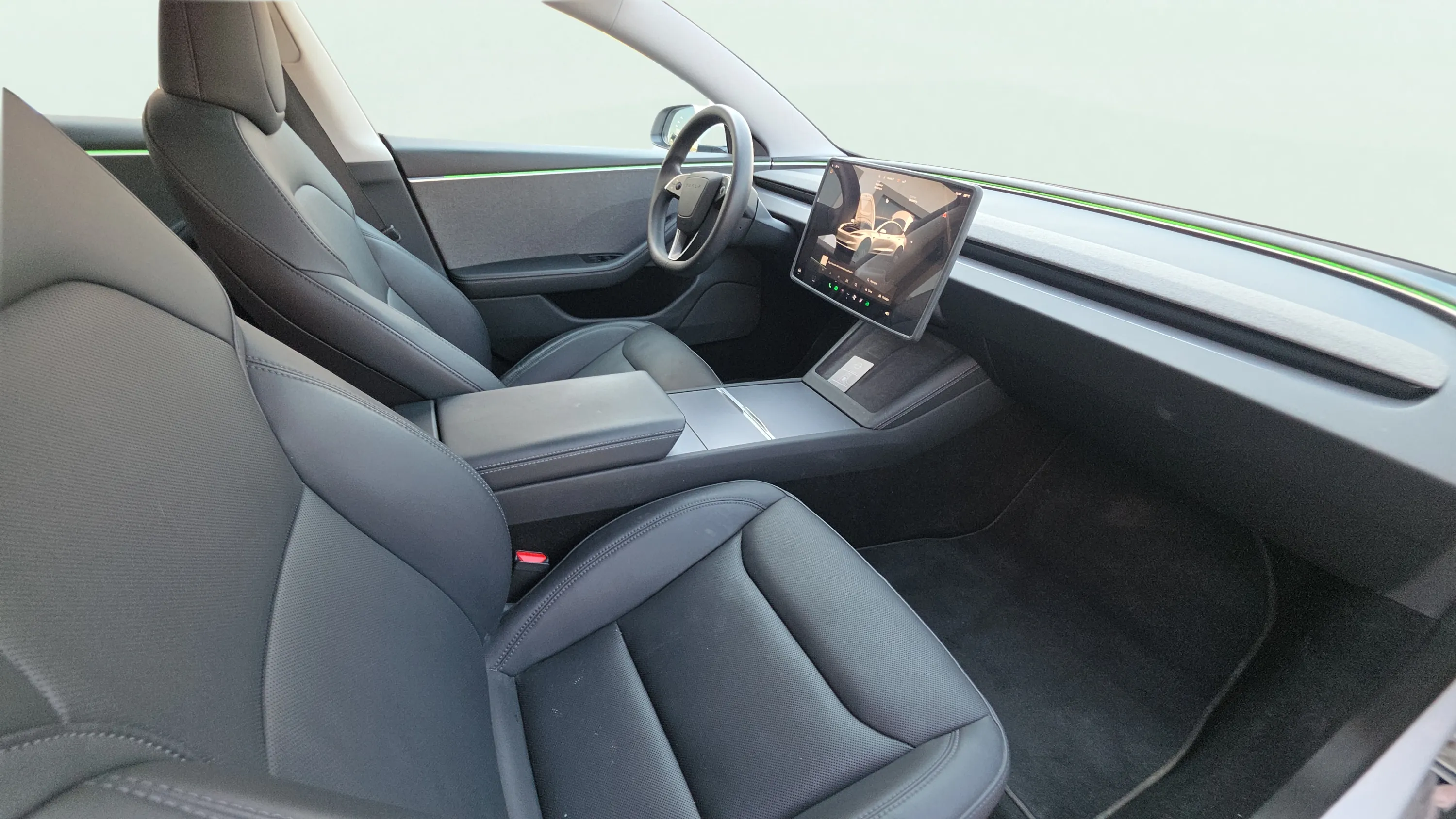 Tesla Model 3 RWD - foto 9