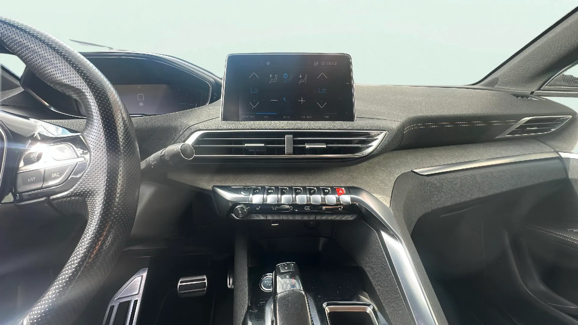 Peugeot 3008 2.0BLUEHDI GT - foto 12