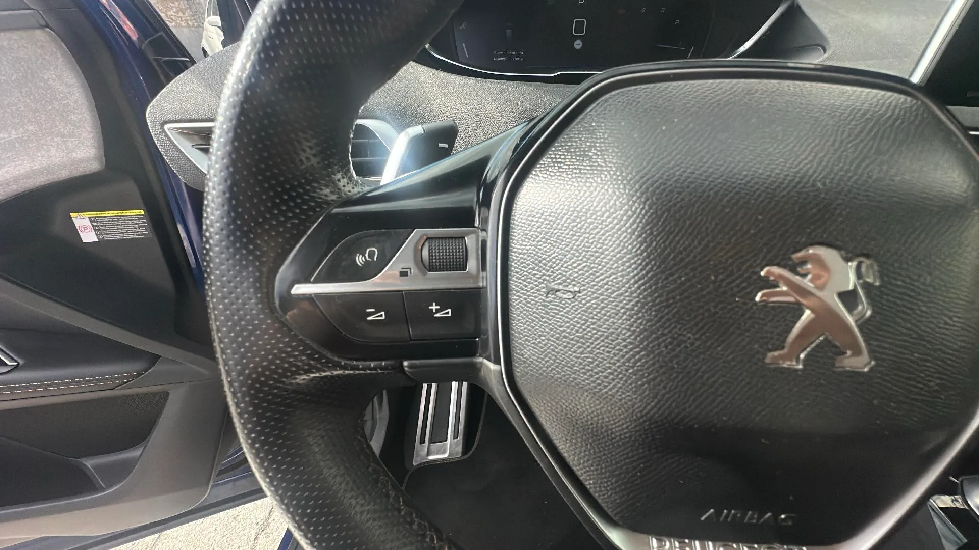 Peugeot 3008 2.0BLUEHDI GT - foto 18