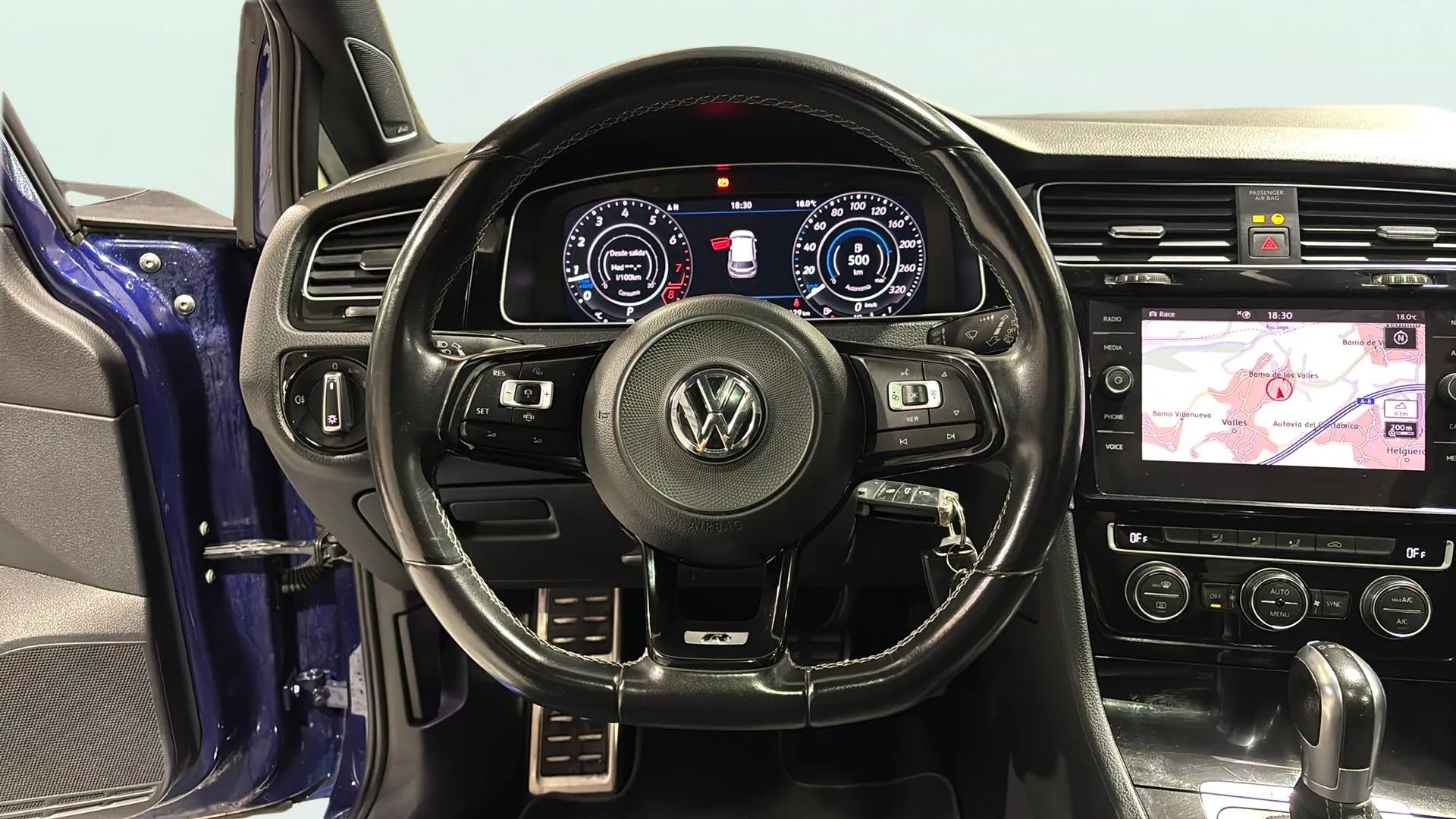 Volkswagen Golf R 2.0 TSI 4Motion DSG - foto 11