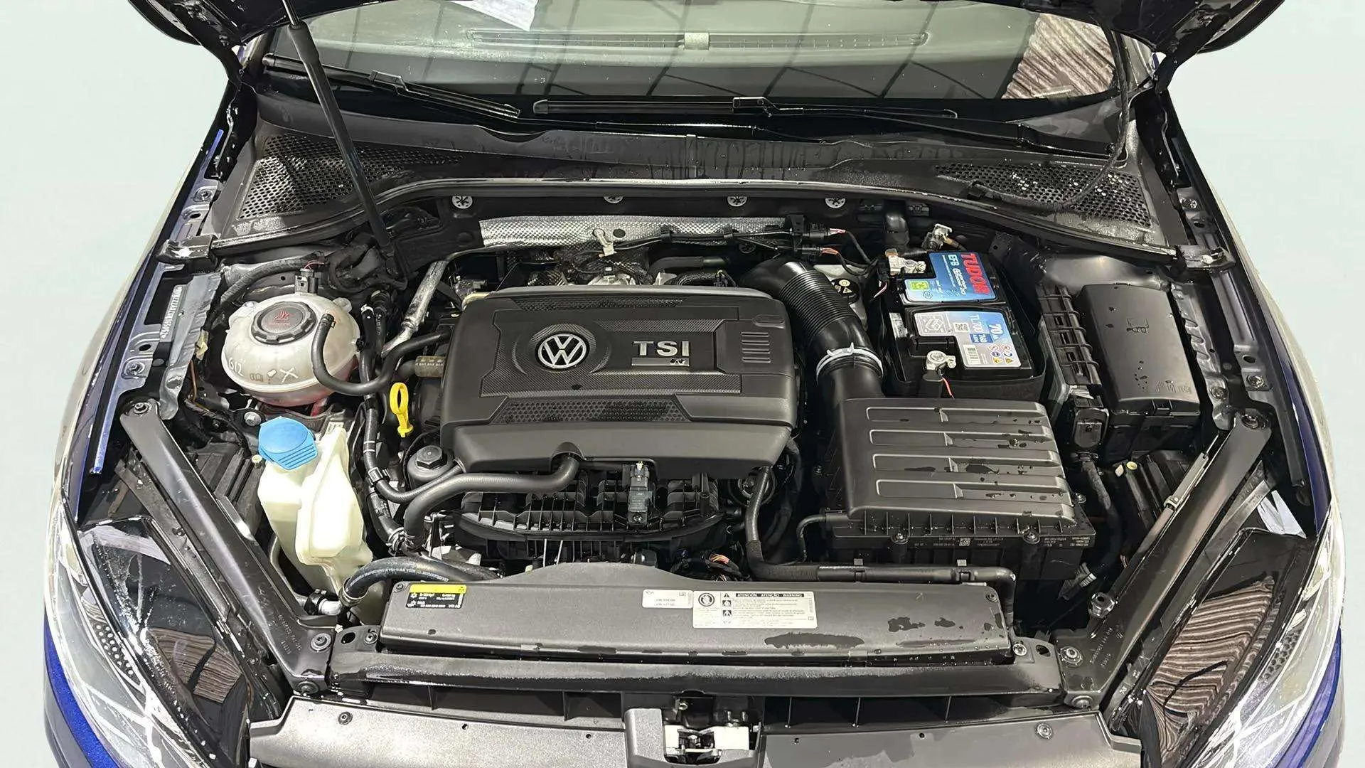 Volkswagen Golf R 2.0 TSI 4Motion DSG - foto 38
