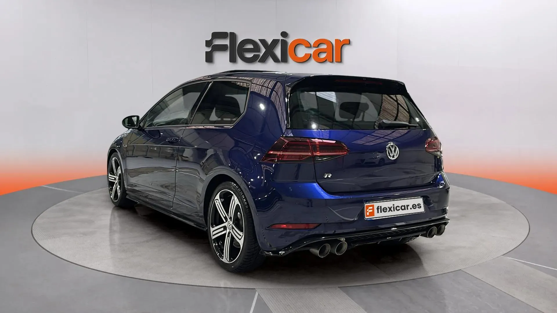 Volkswagen Golf R 2.0 TSI 4Motion DSG - foto 5