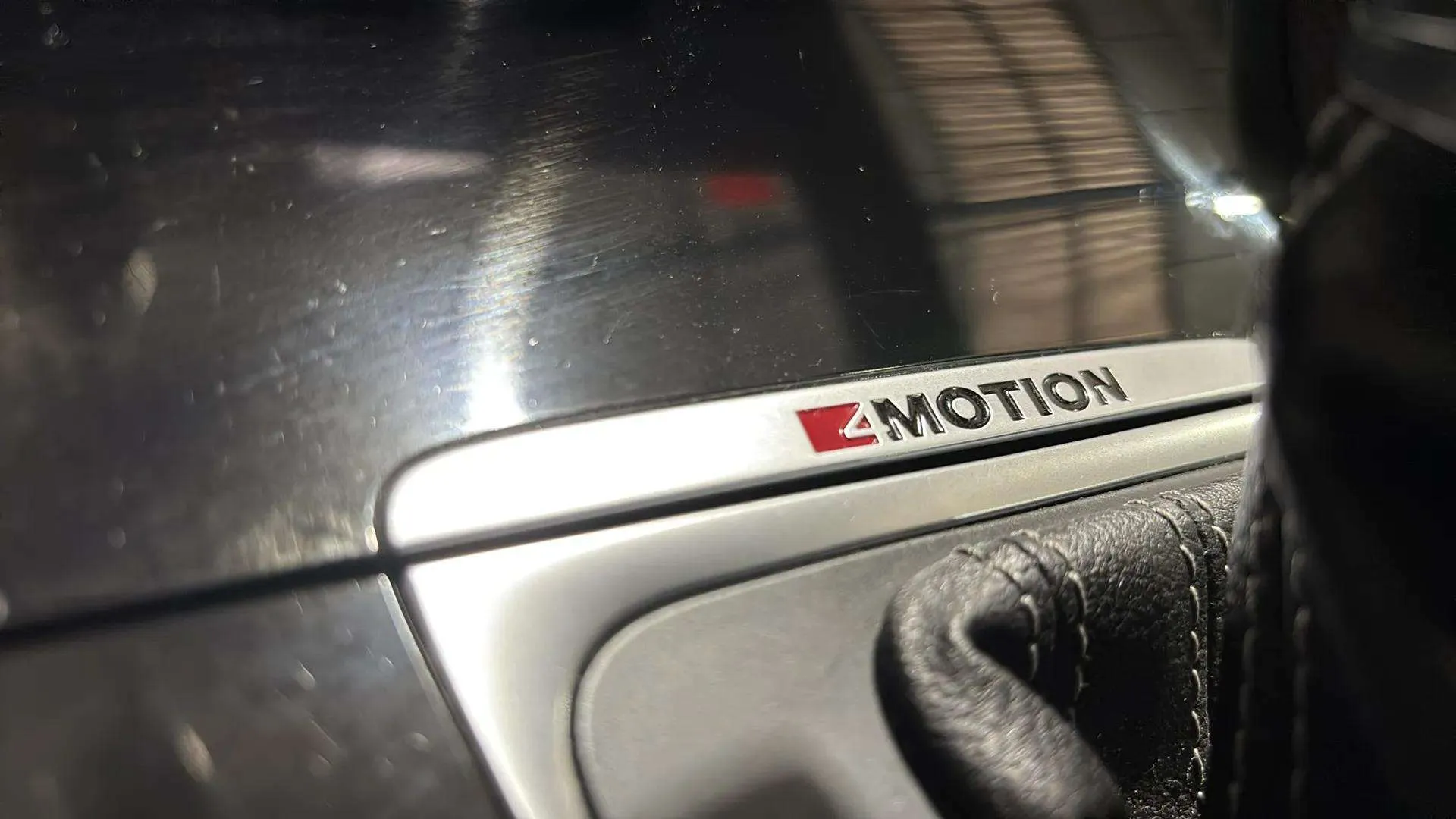 Volkswagen Golf R 2.0 TSI 4Motion DSG - foto 29