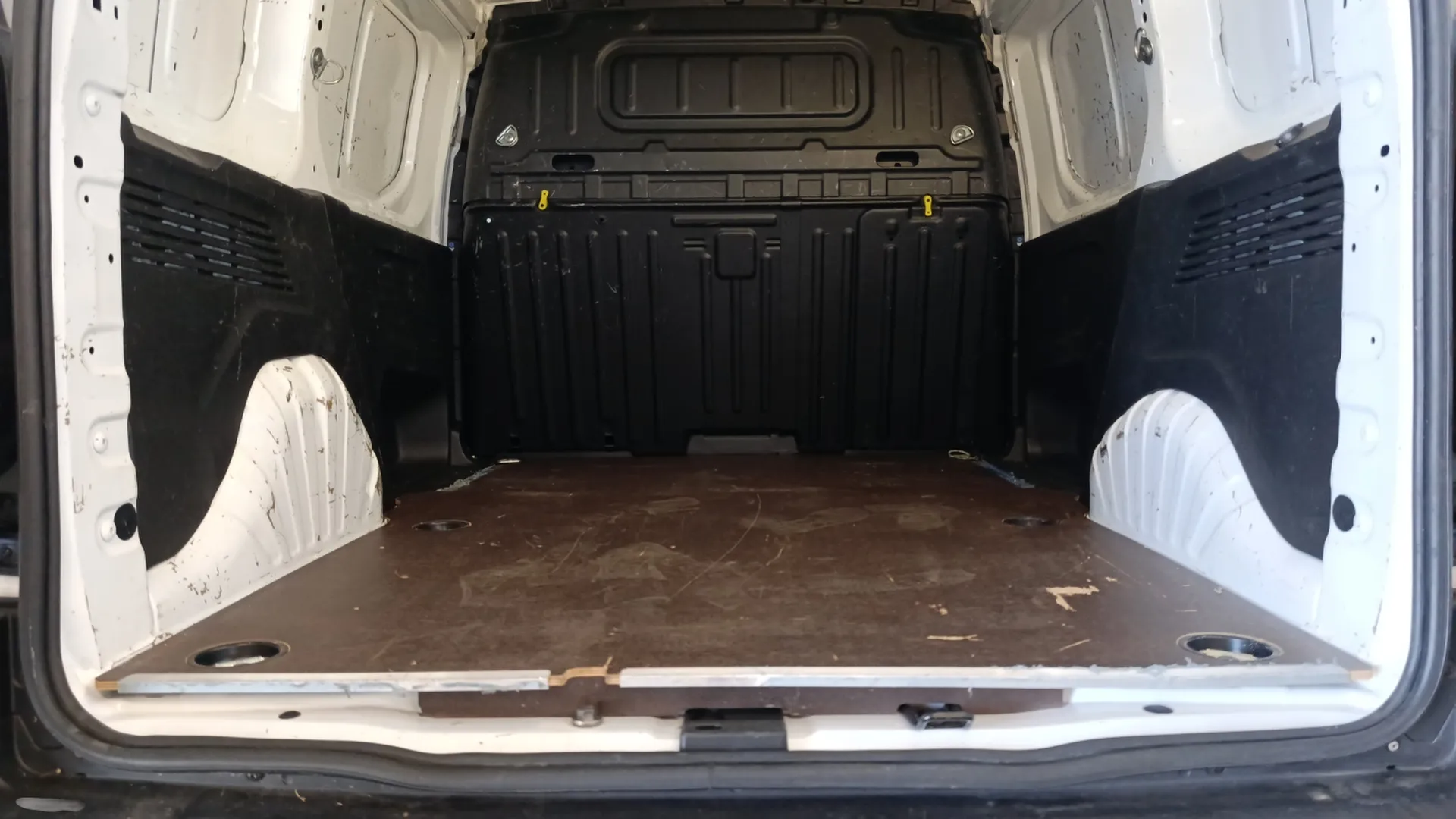 Opel Combo 1.5 TD Edition L - foto 31