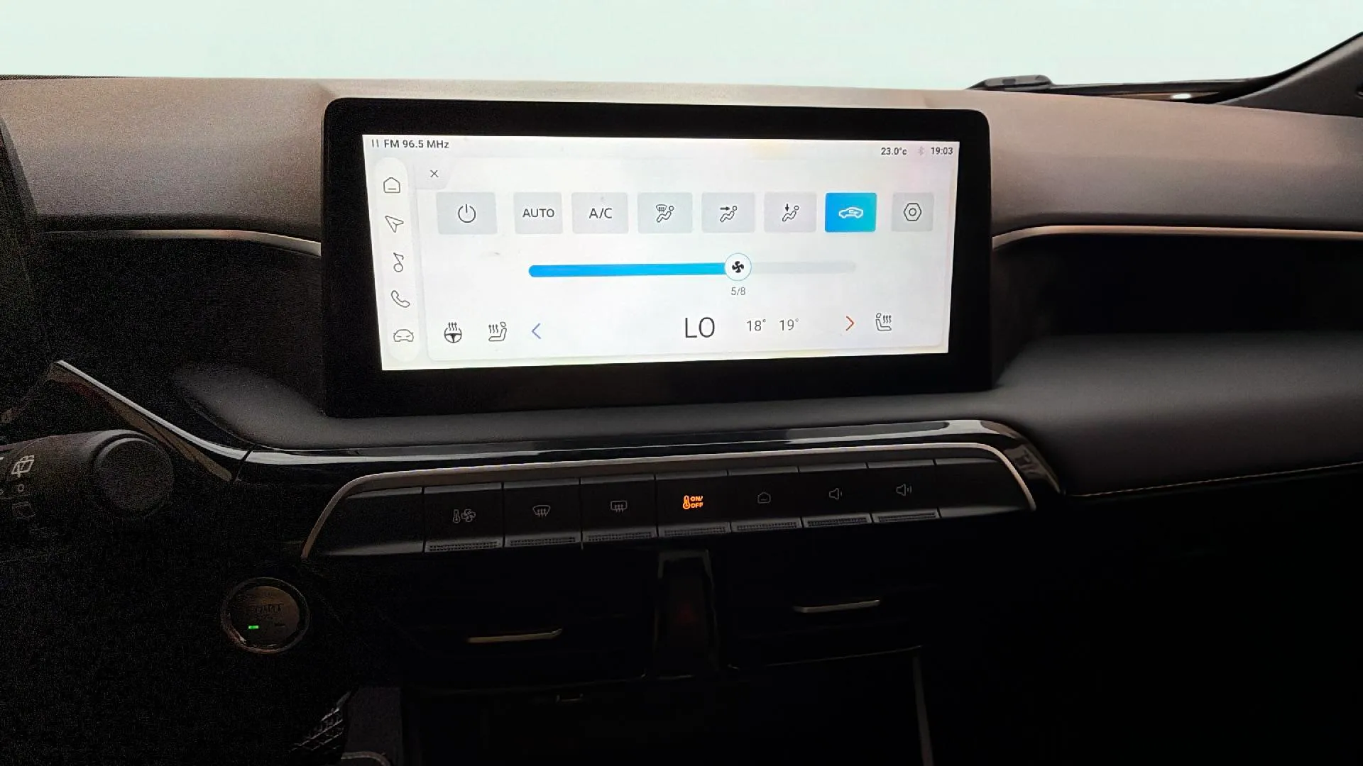MG MG3 Hybrido Luxury - foto 18