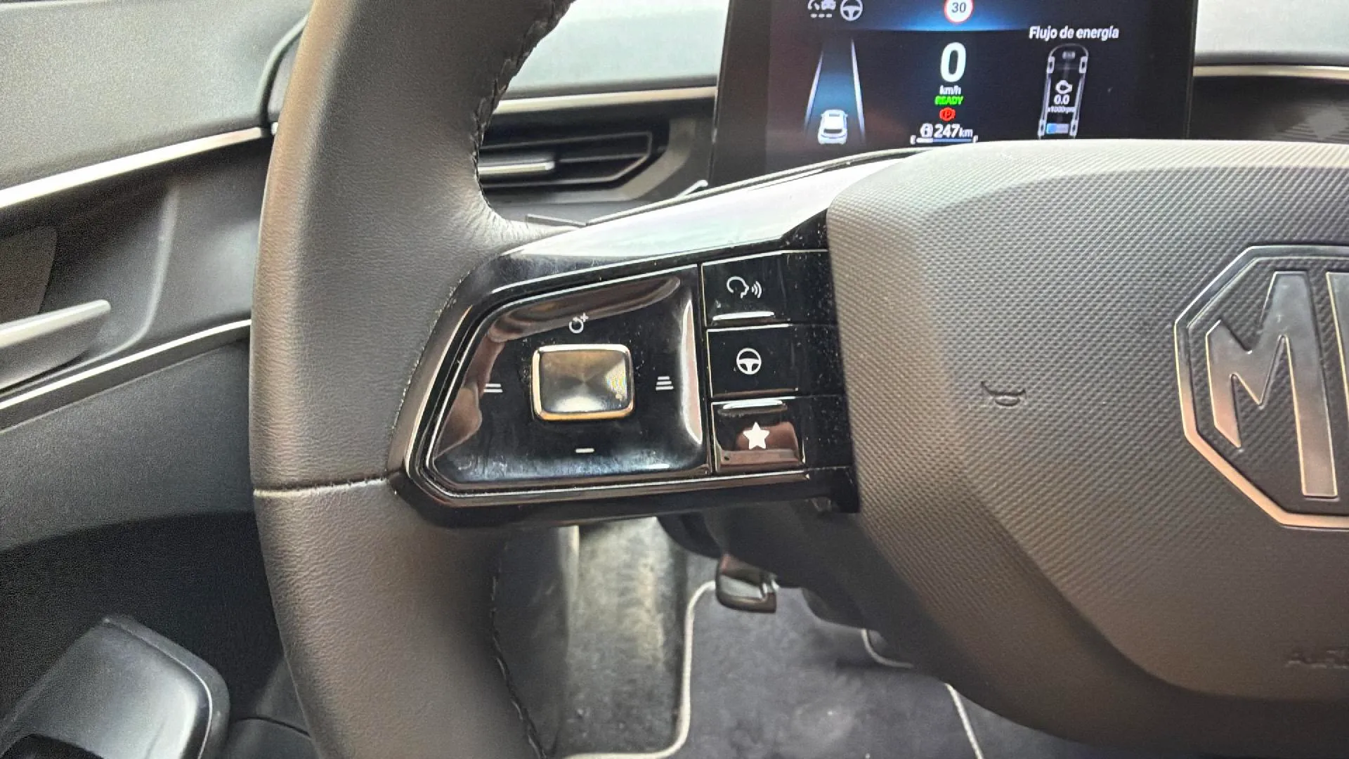 MG MG3 Hybrido Luxury - foto 23