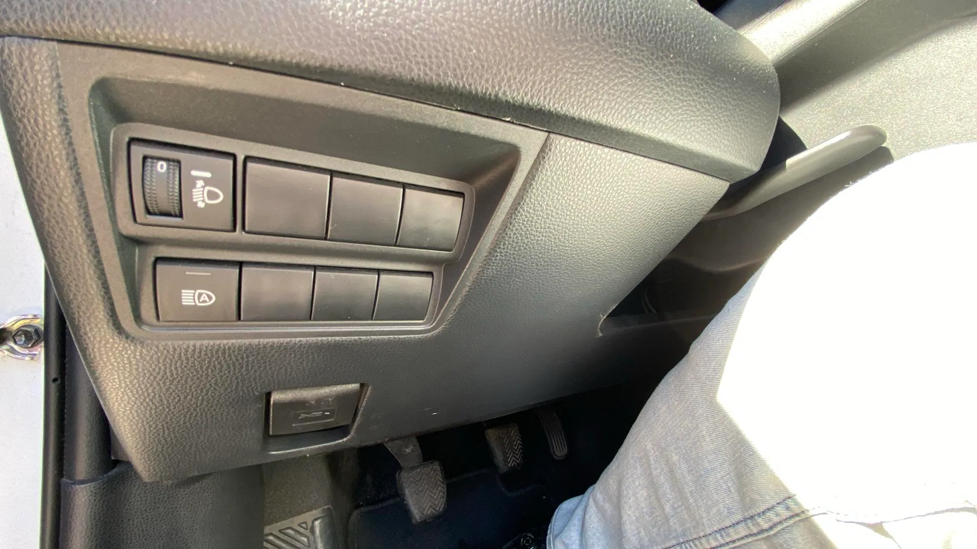 Toyota Yaris 1.0 70 Active - foto 19