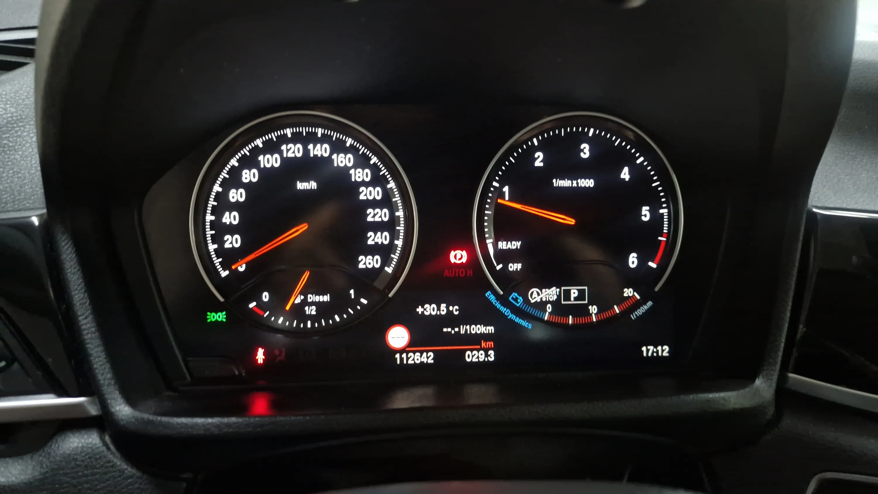 BMW X1 sDrive18d - foto 9